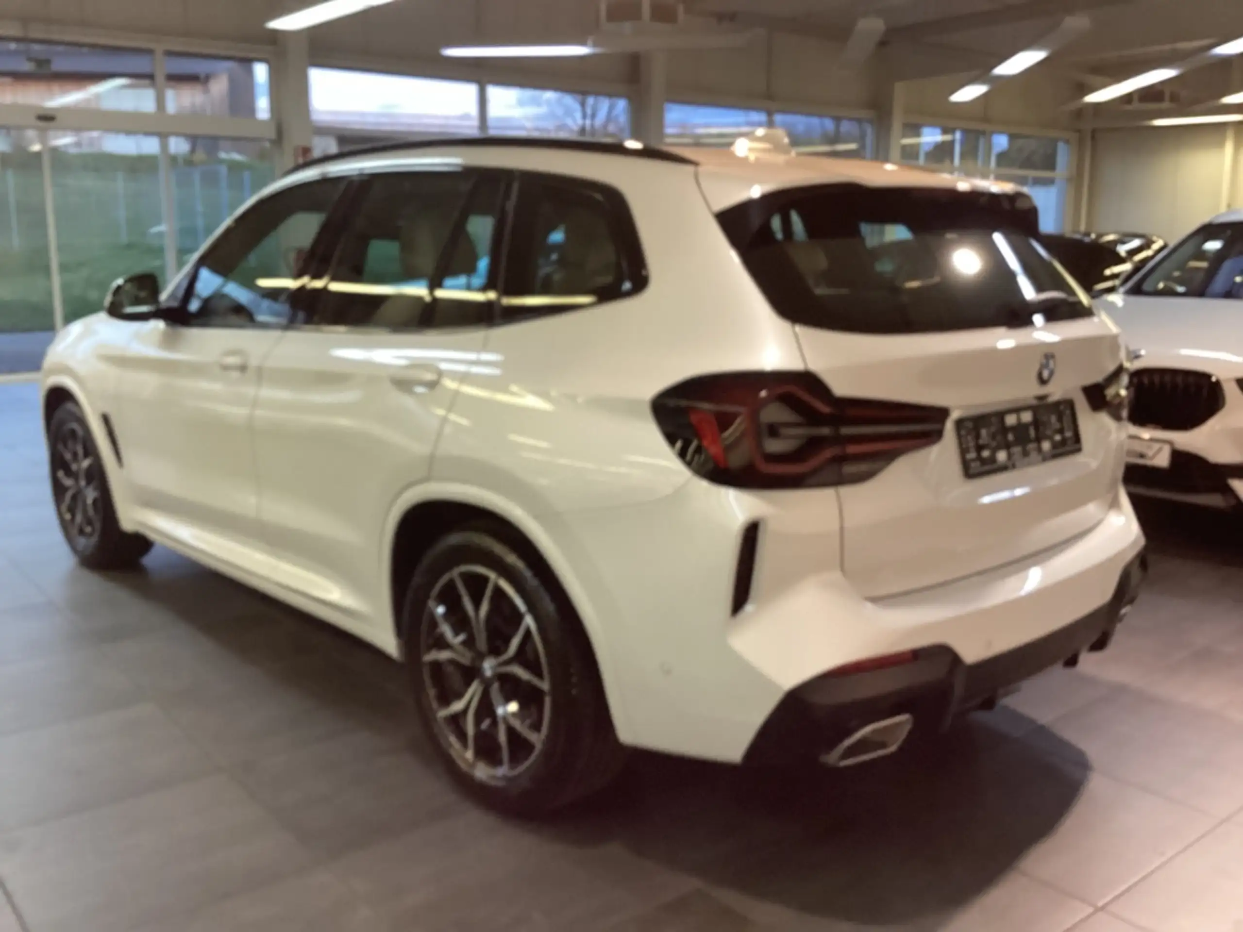 BMW - X3