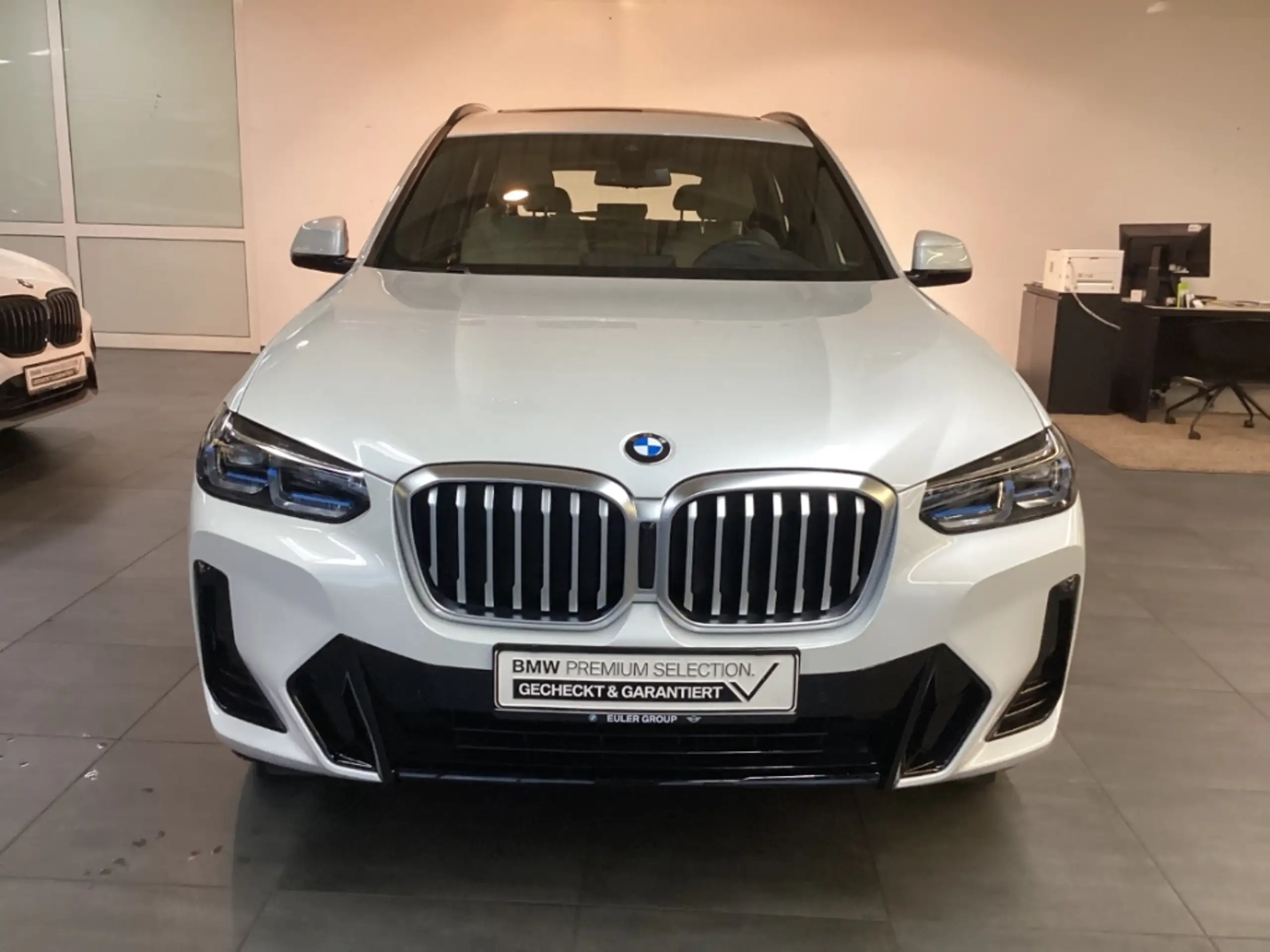 BMW - X3