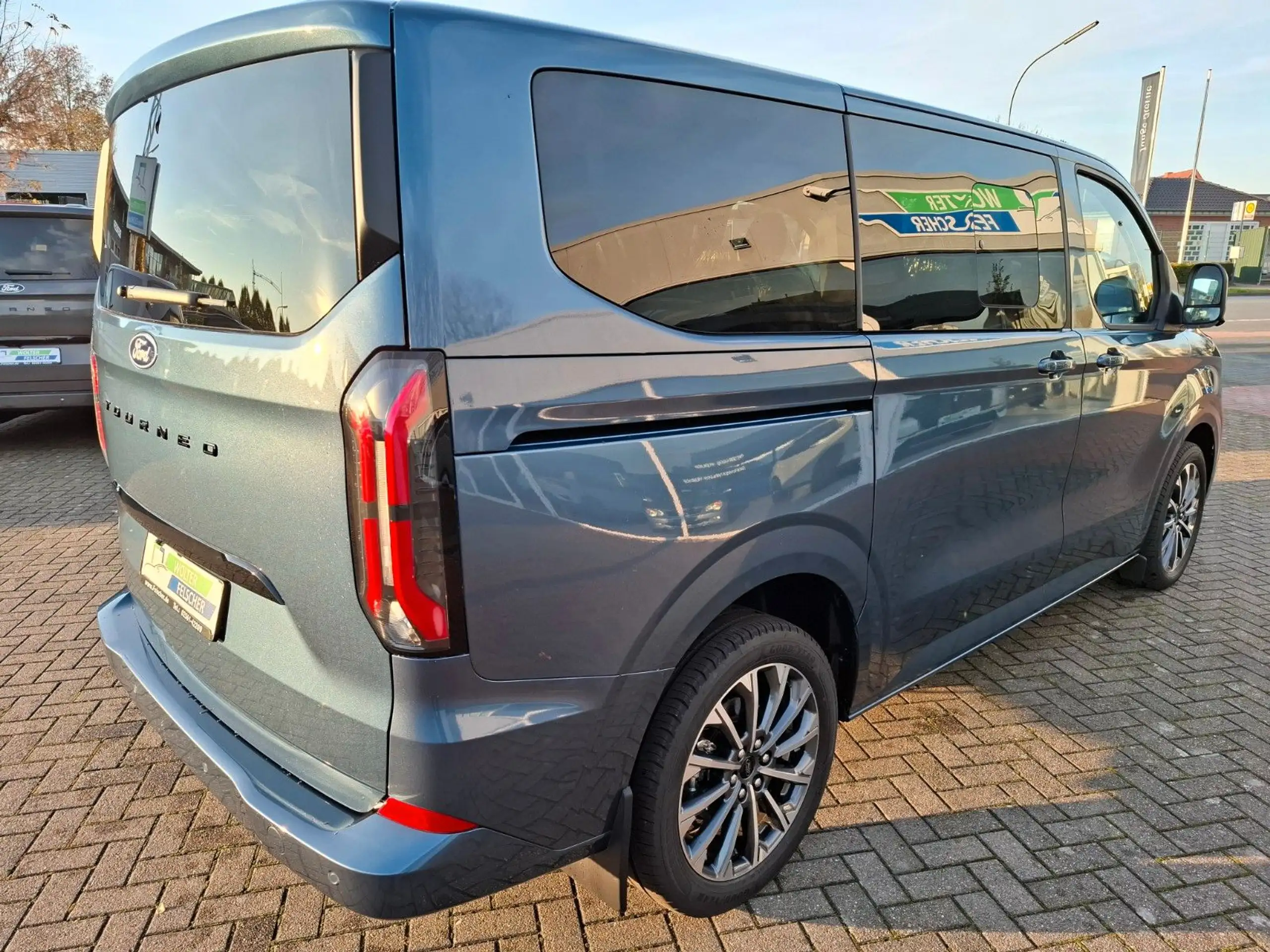 Ford - Tourneo Custom