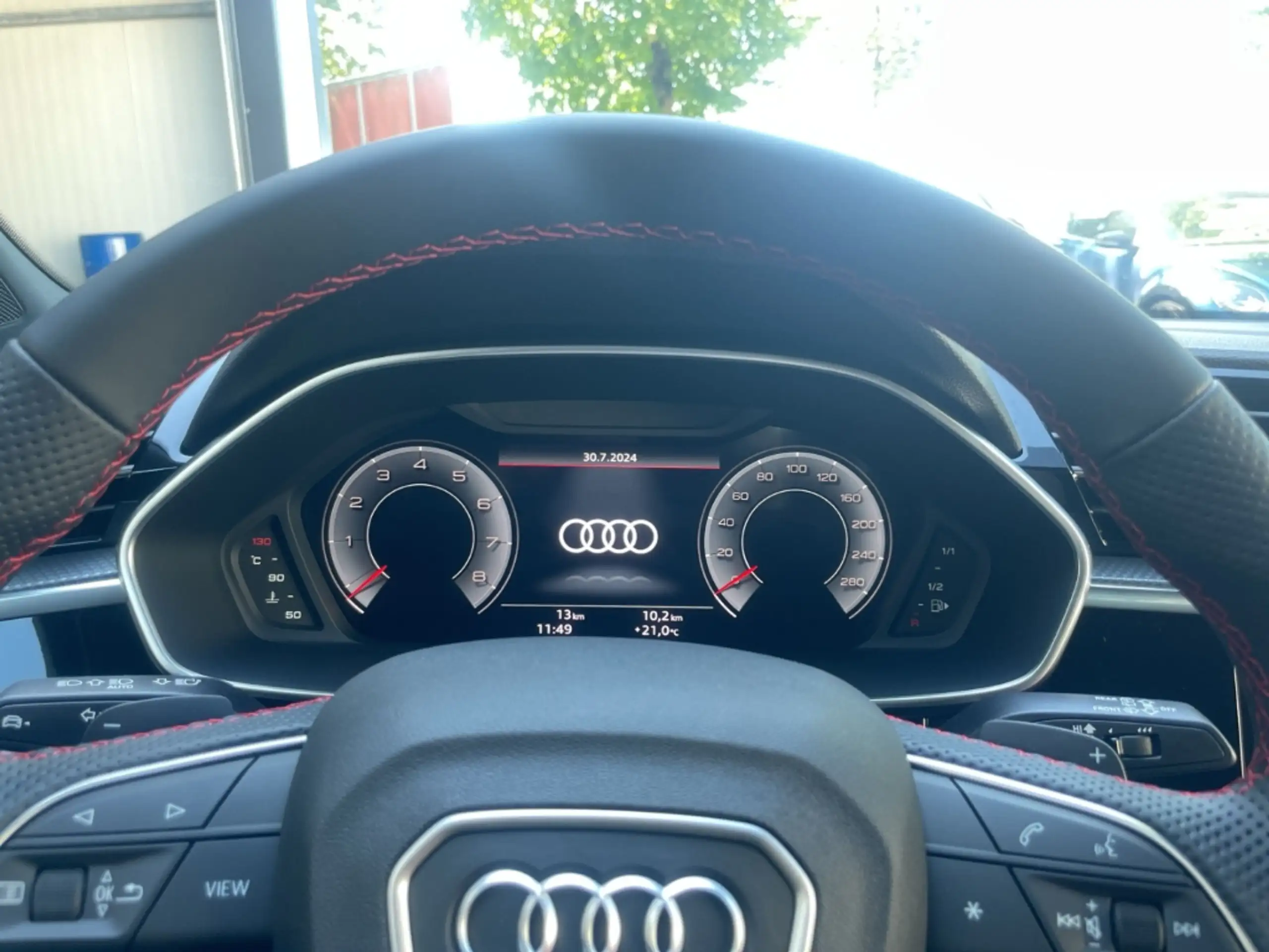 Audi - Q3