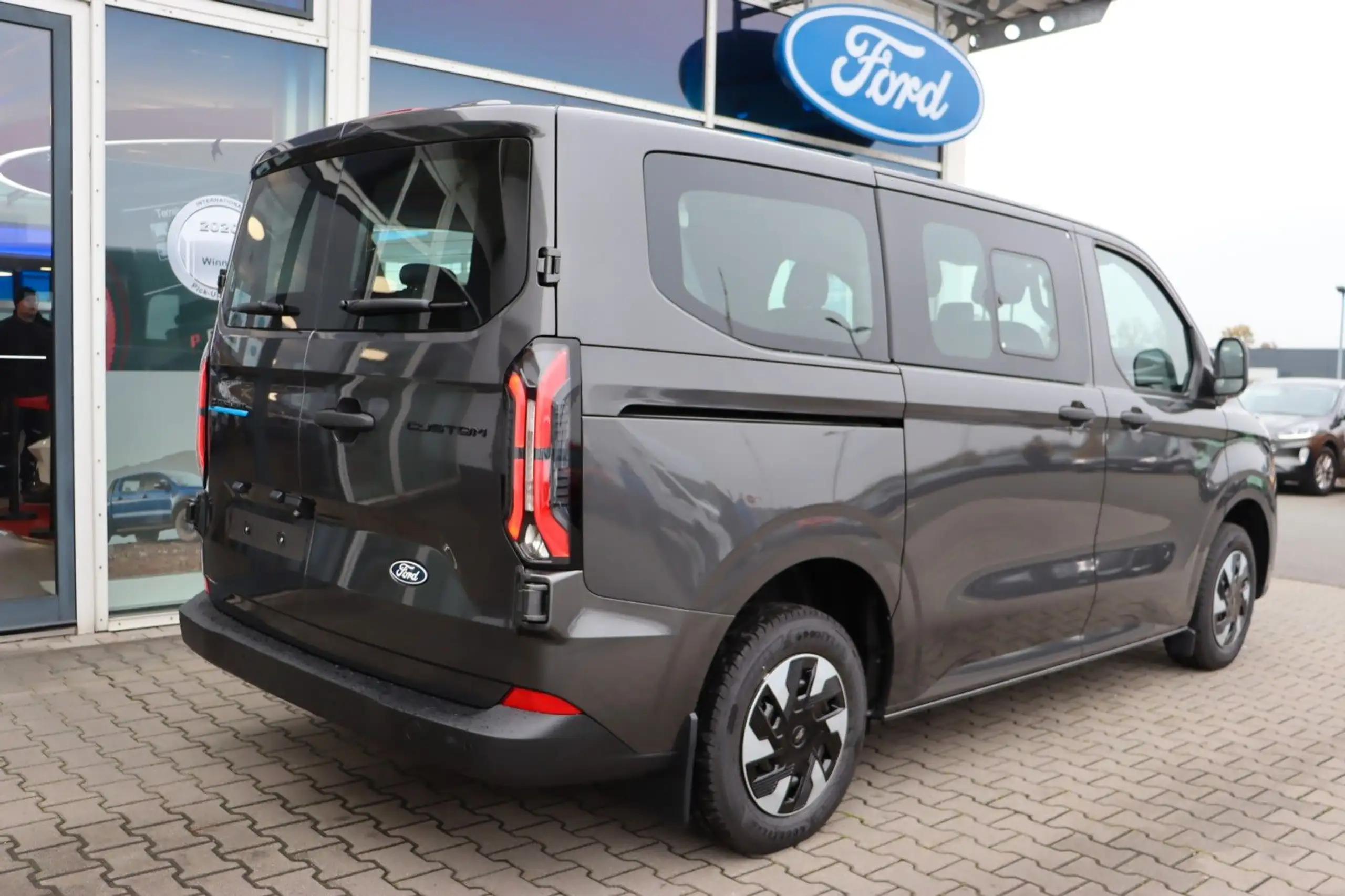 Ford - Transit Custom