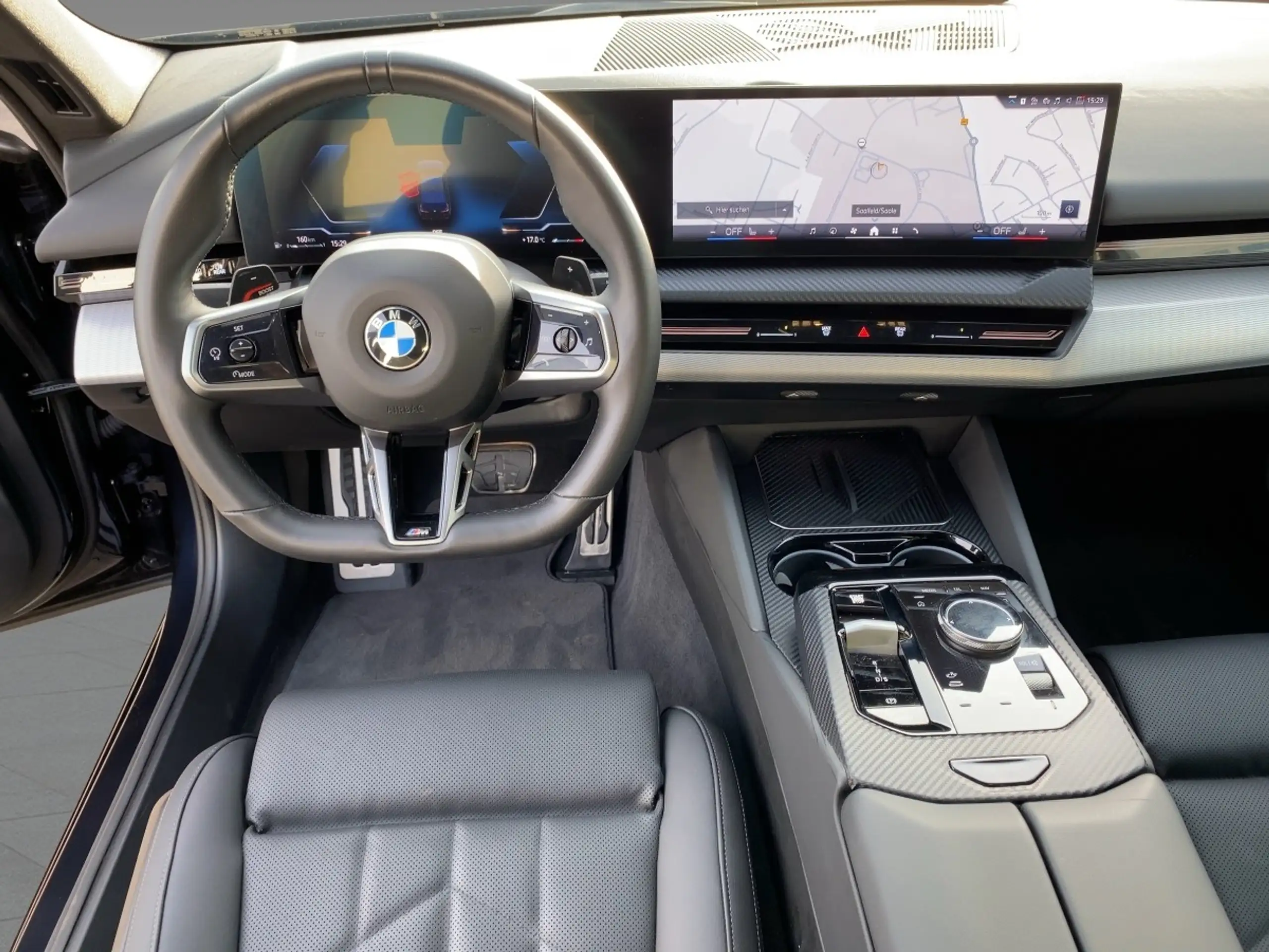 BMW - 520