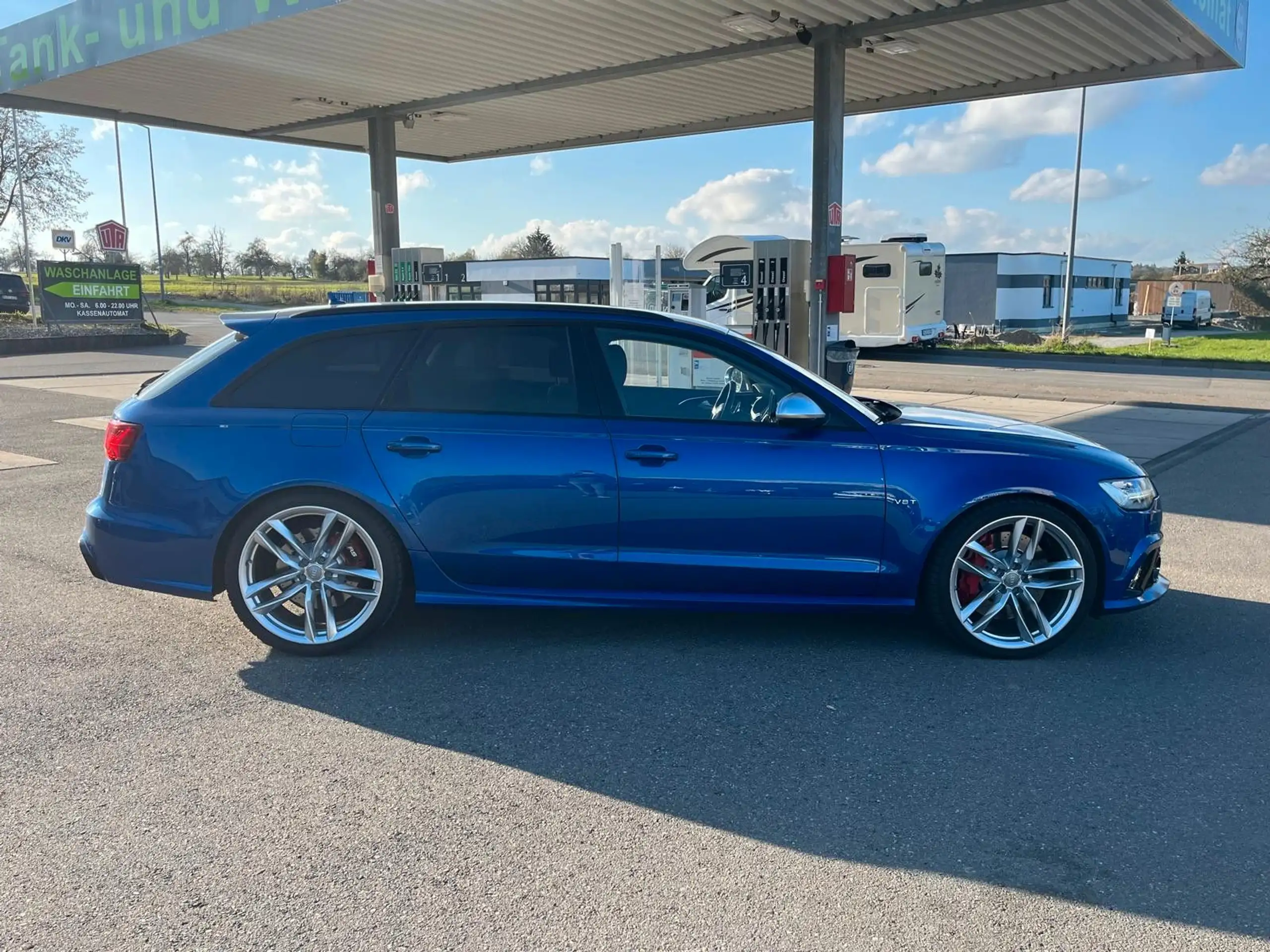 Audi - RS6