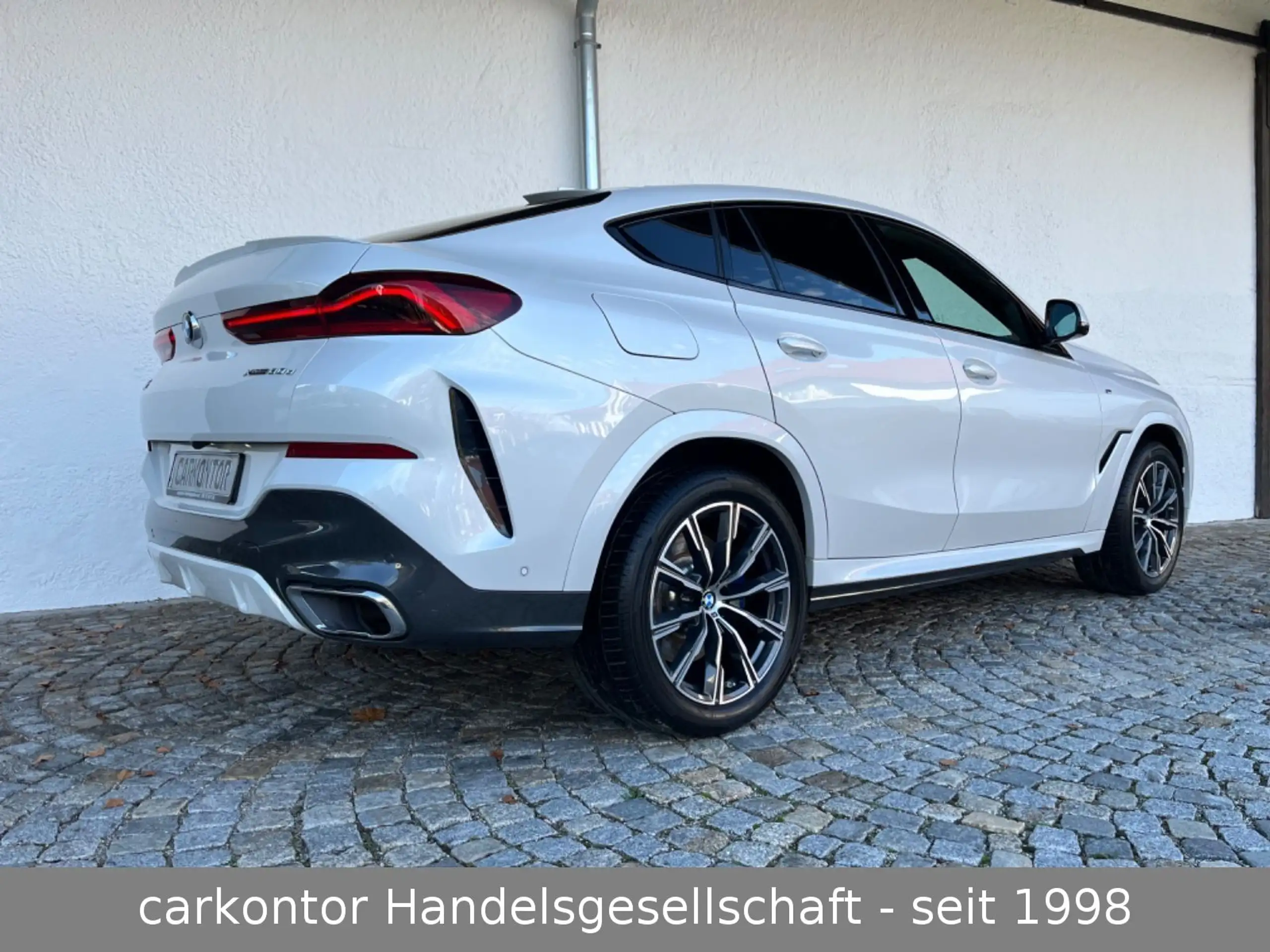 BMW - X6