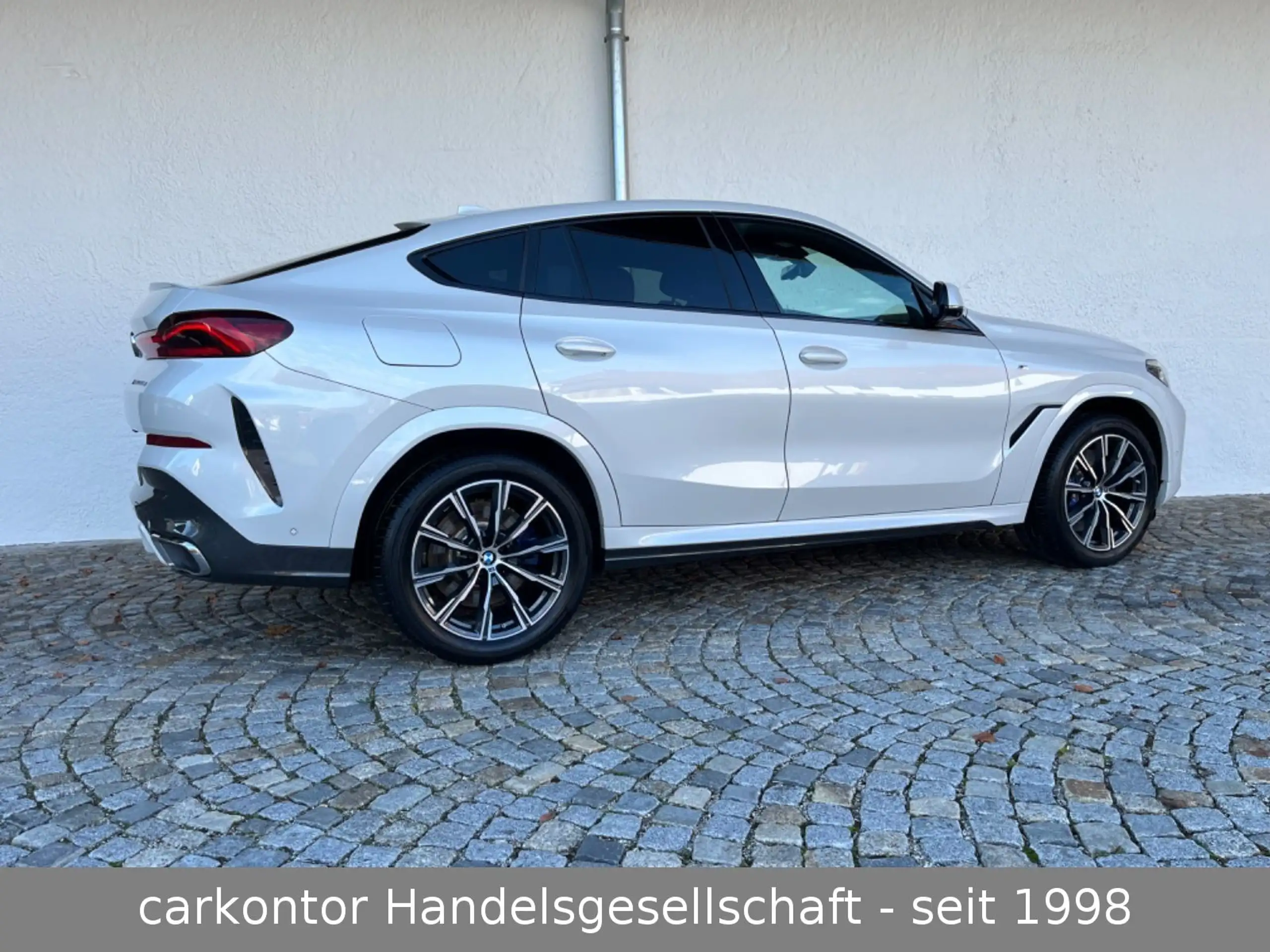 BMW - X6