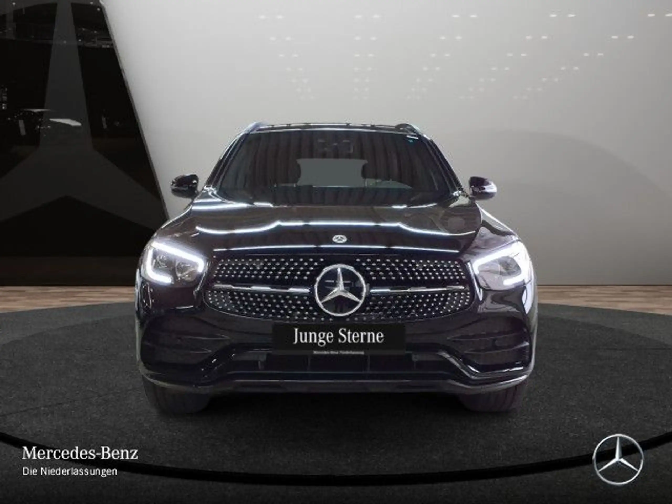 Mercedes-Benz - GLC 400