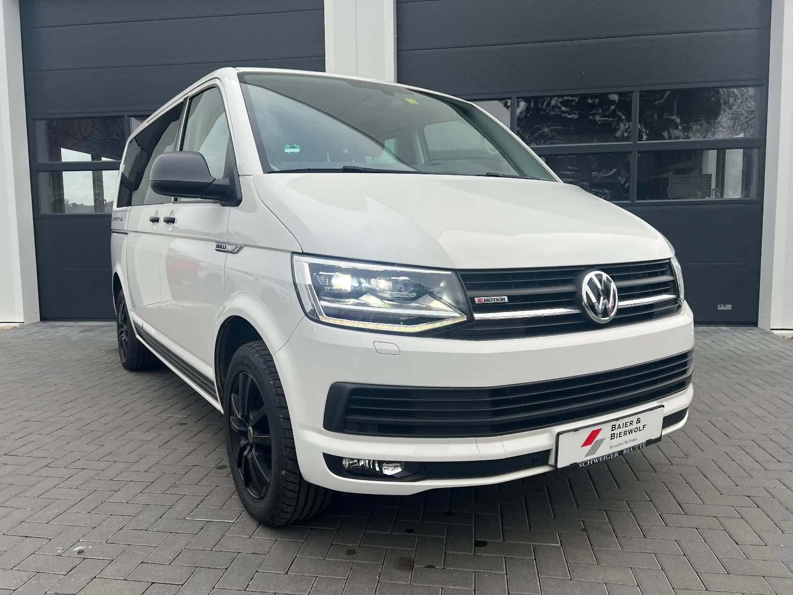 Volkswagen - T6 Multivan