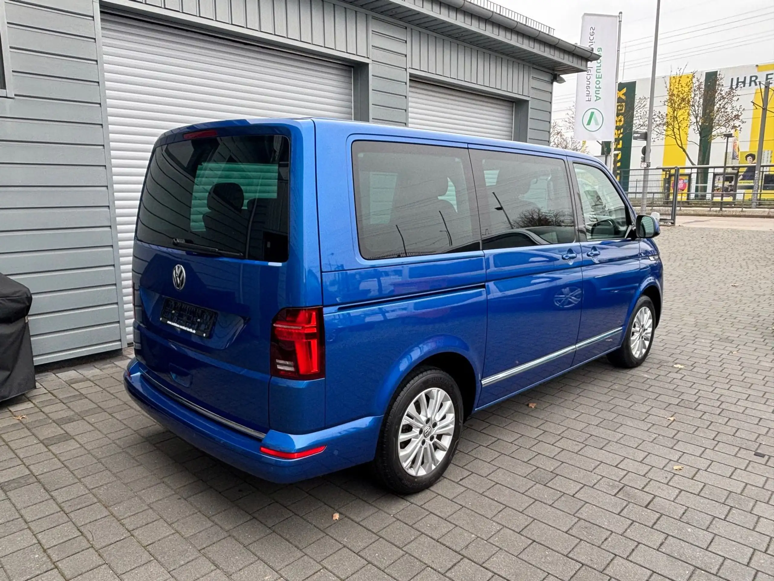 Volkswagen - T6 Multivan