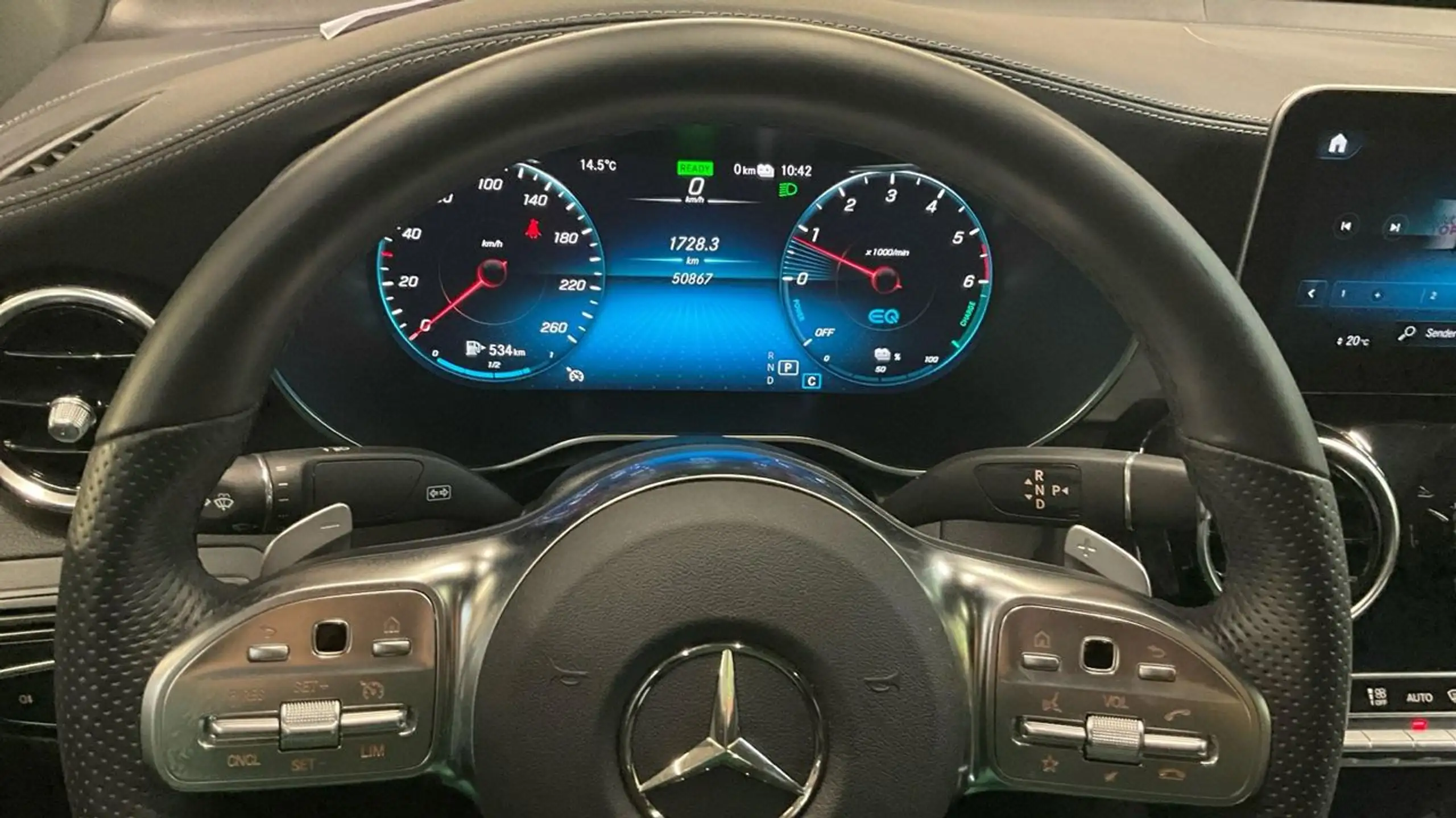 Mercedes-Benz - GLC 63 AMG