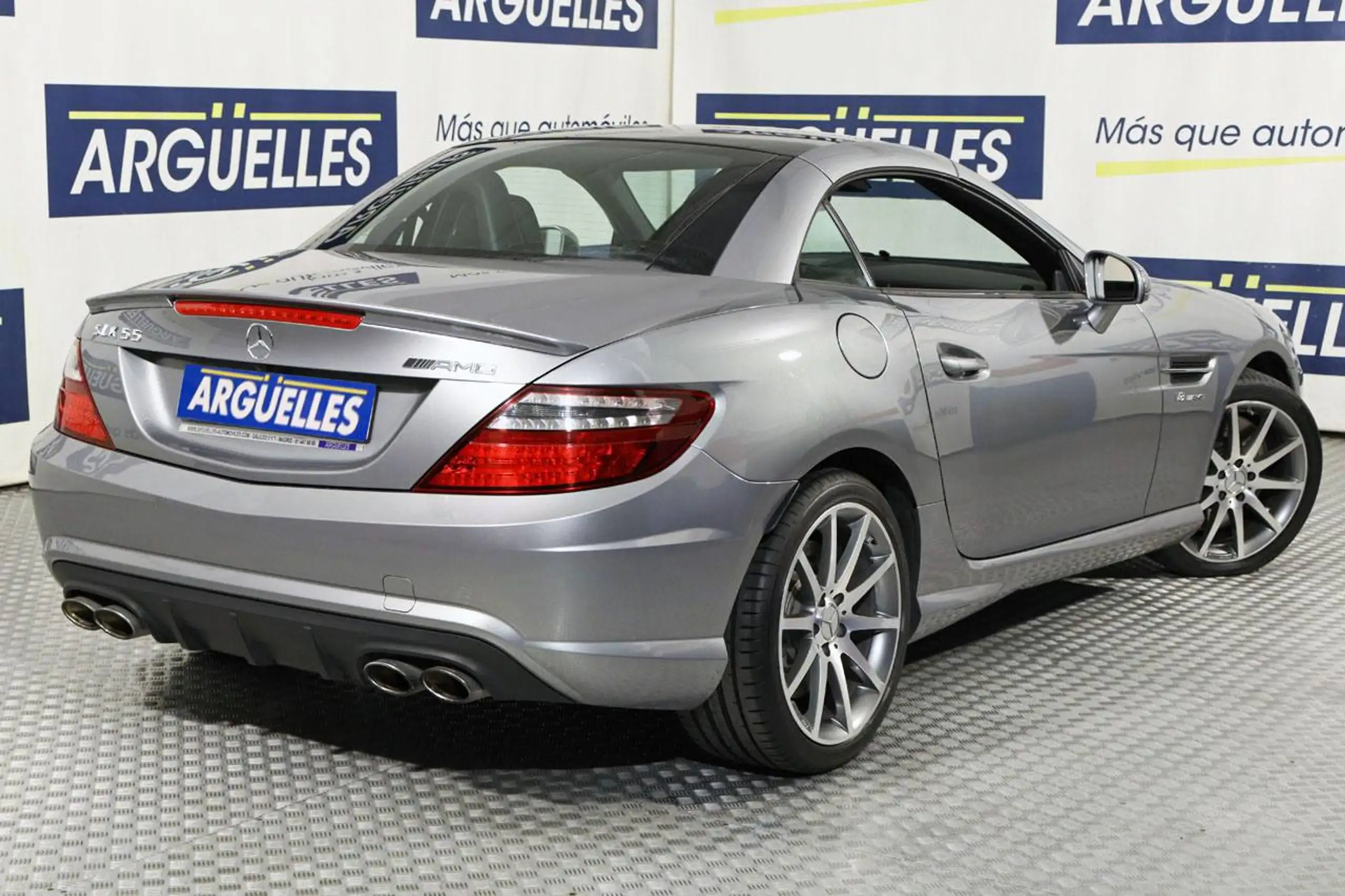 Mercedes-Benz - SLK 55 AMG