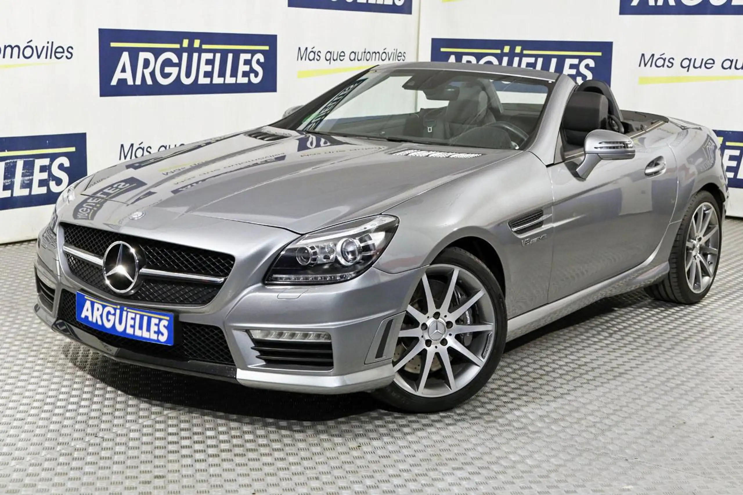 Mercedes-Benz - SLK 55 AMG