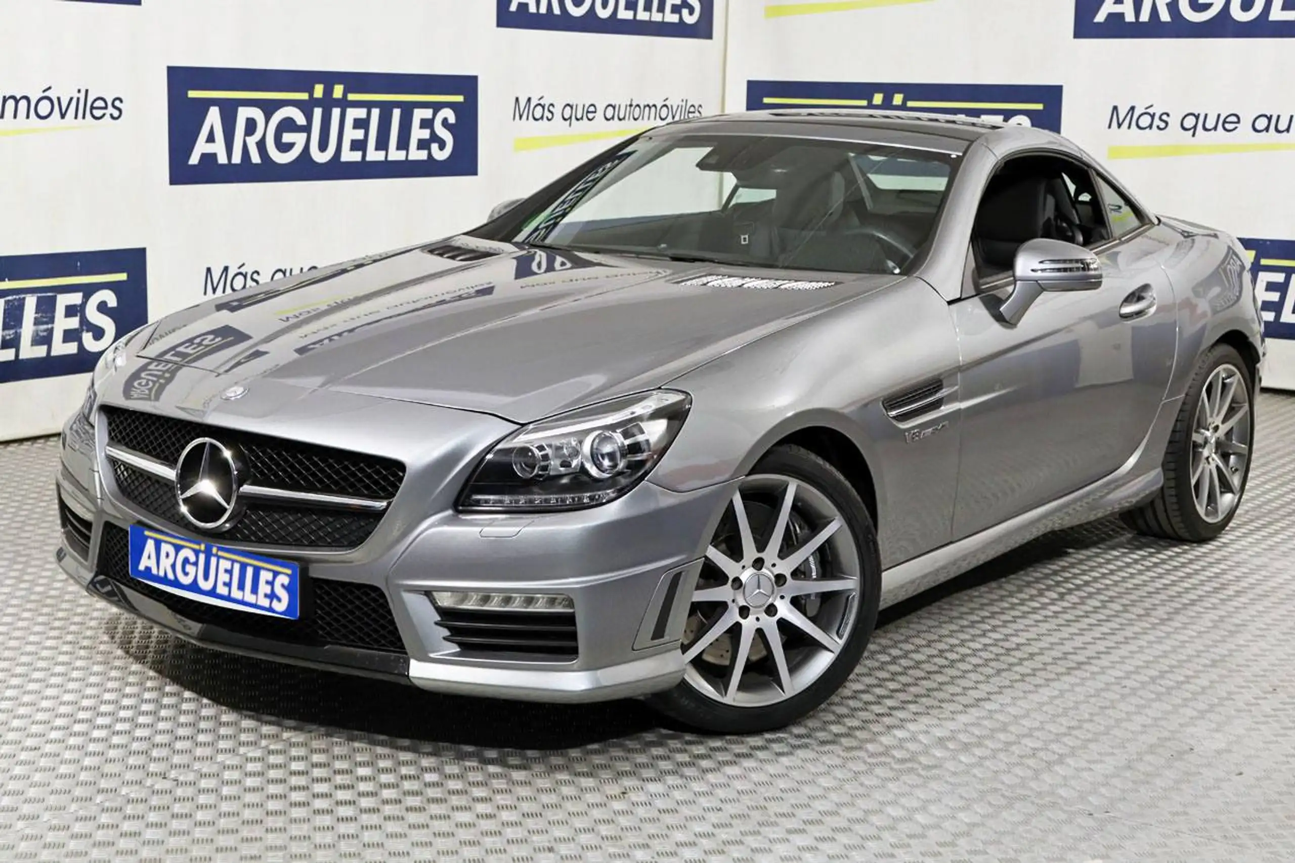 Mercedes-Benz - SLK 55 AMG