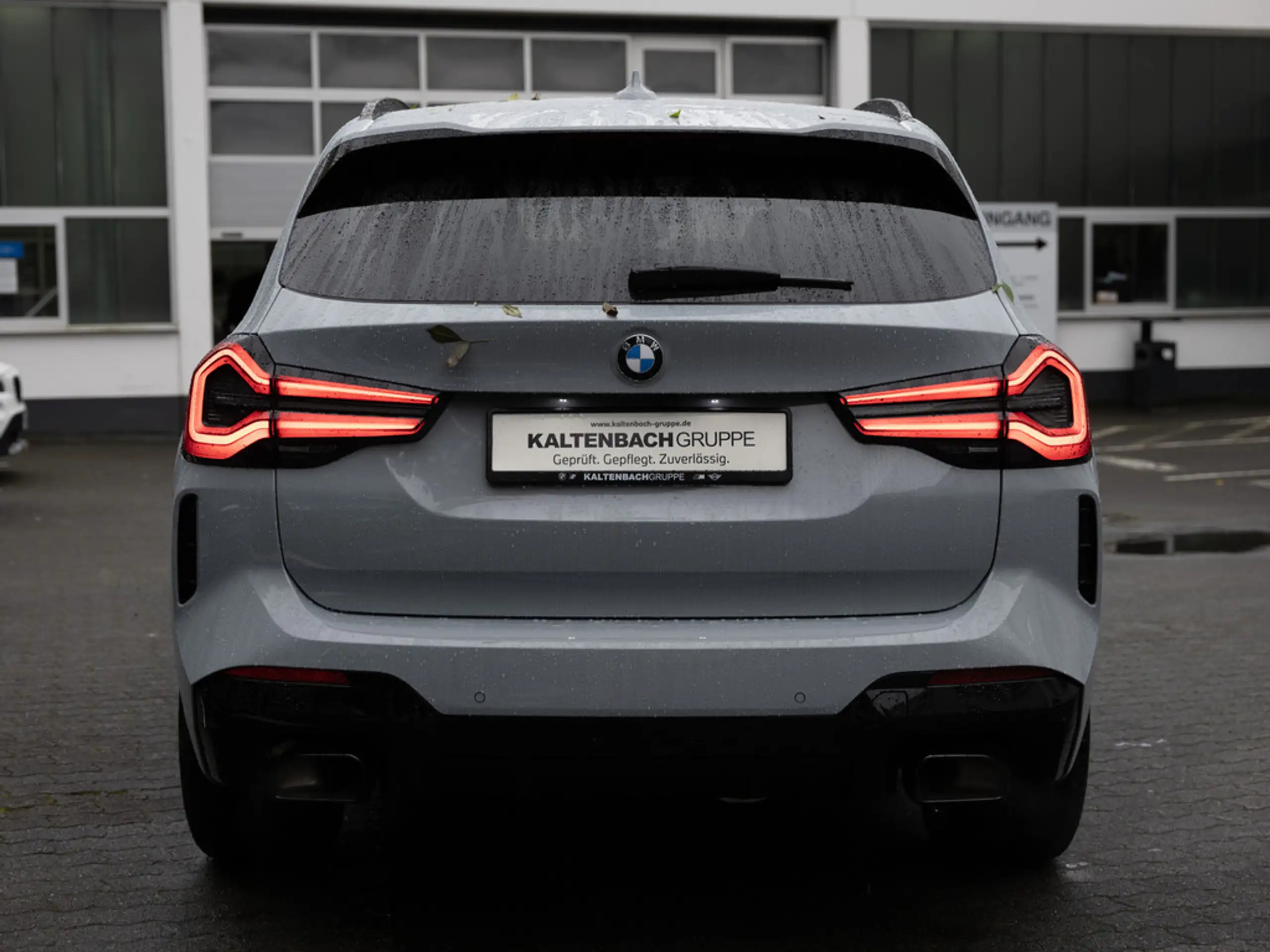 BMW - X3