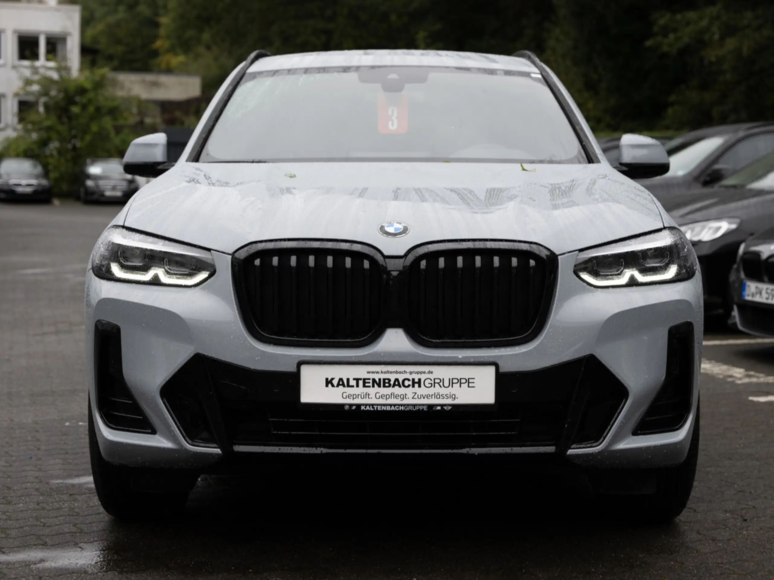 BMW - X3