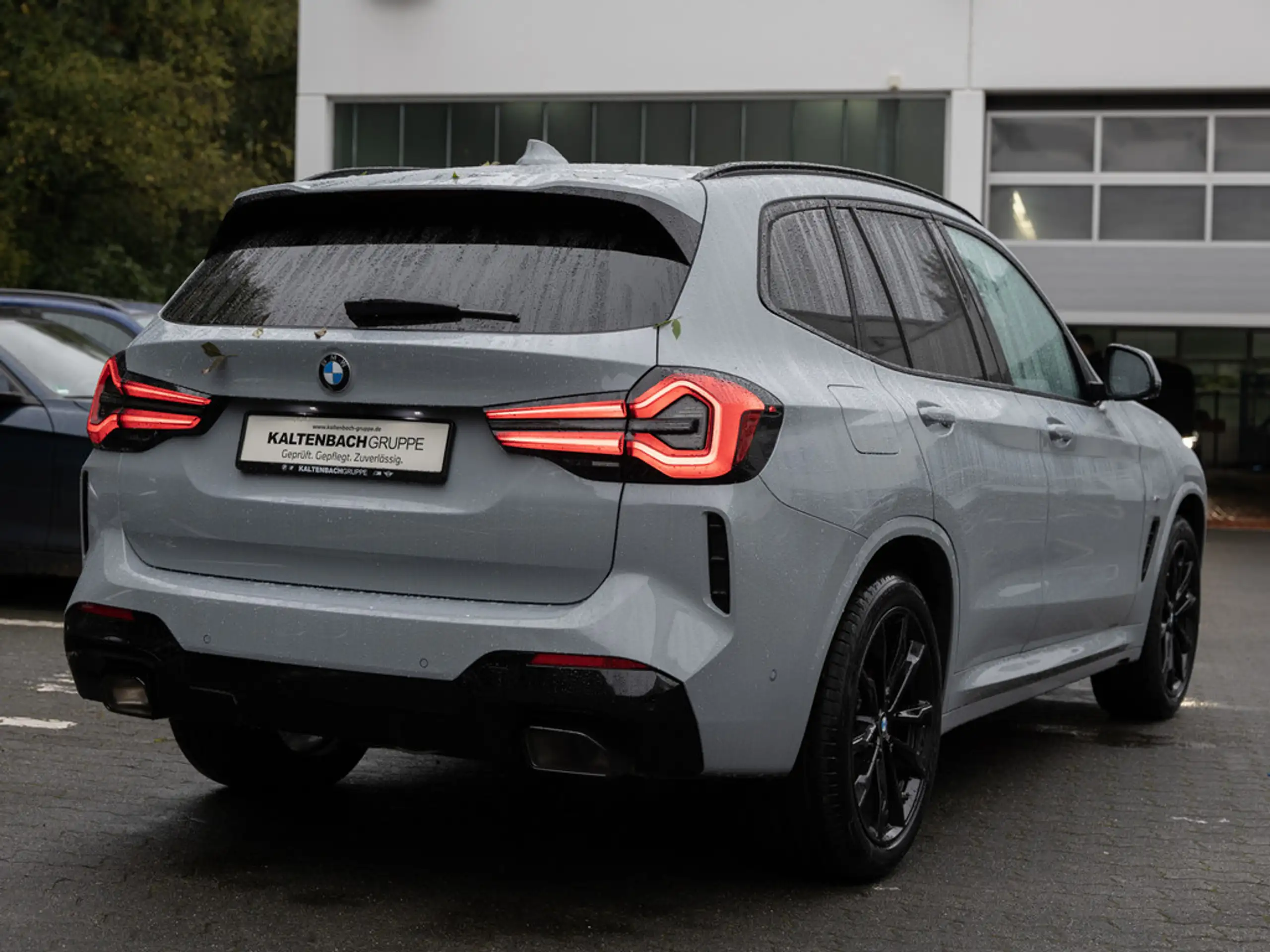 BMW - X3