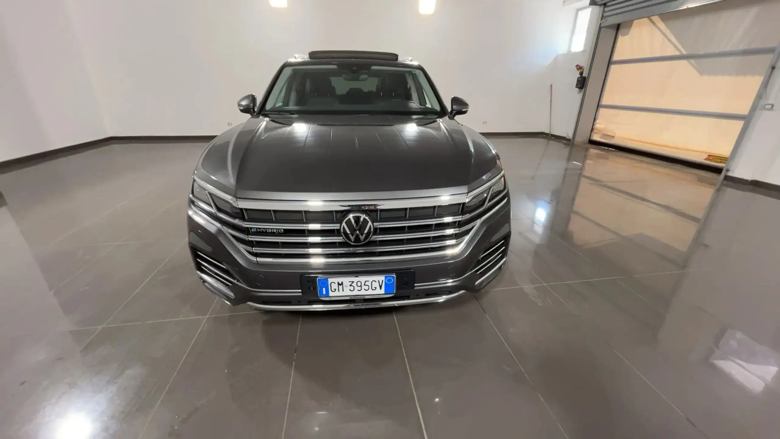 Volkswagen - Touareg