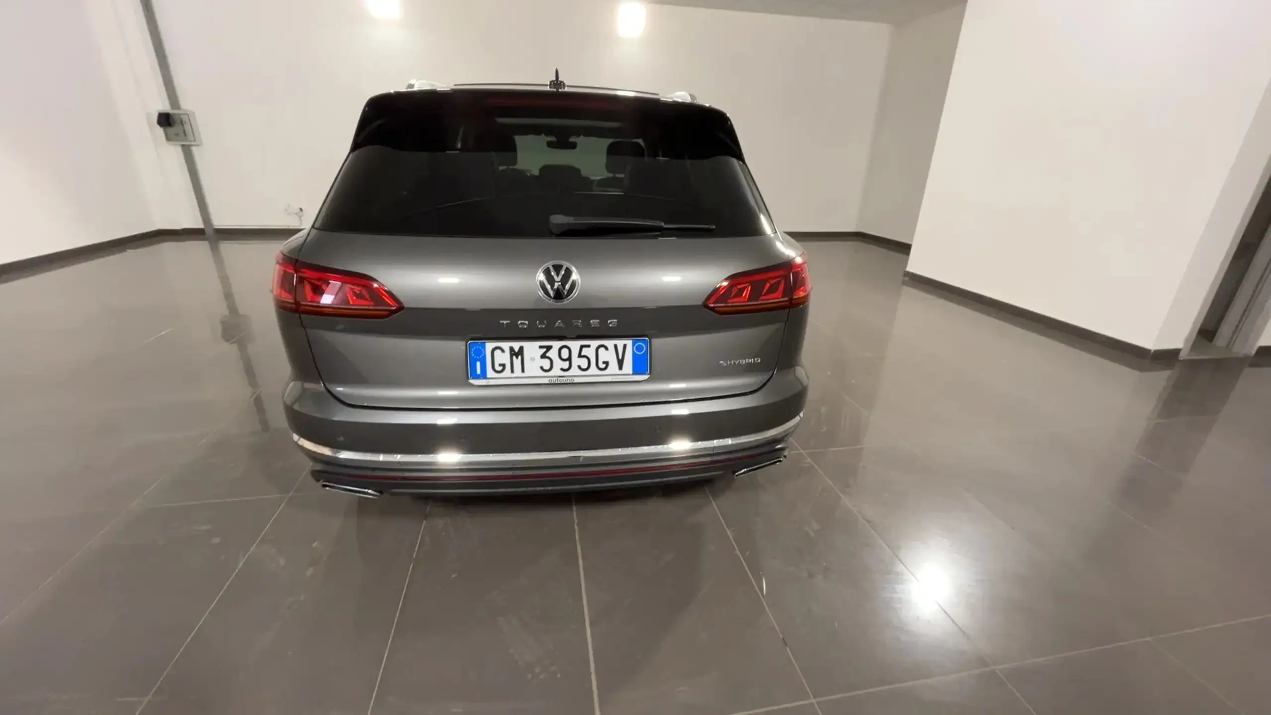 Volkswagen - Touareg