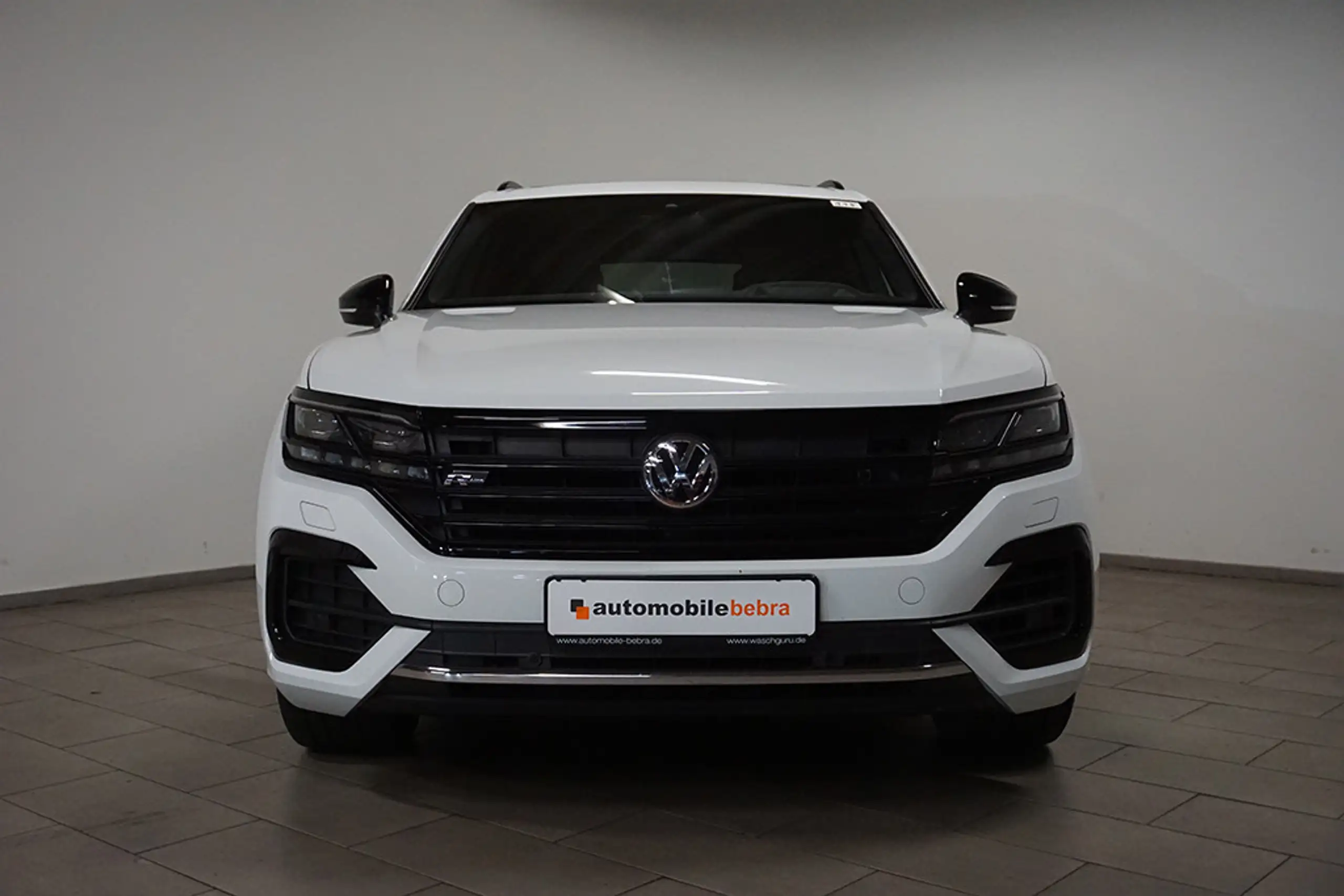 Volkswagen - Touareg