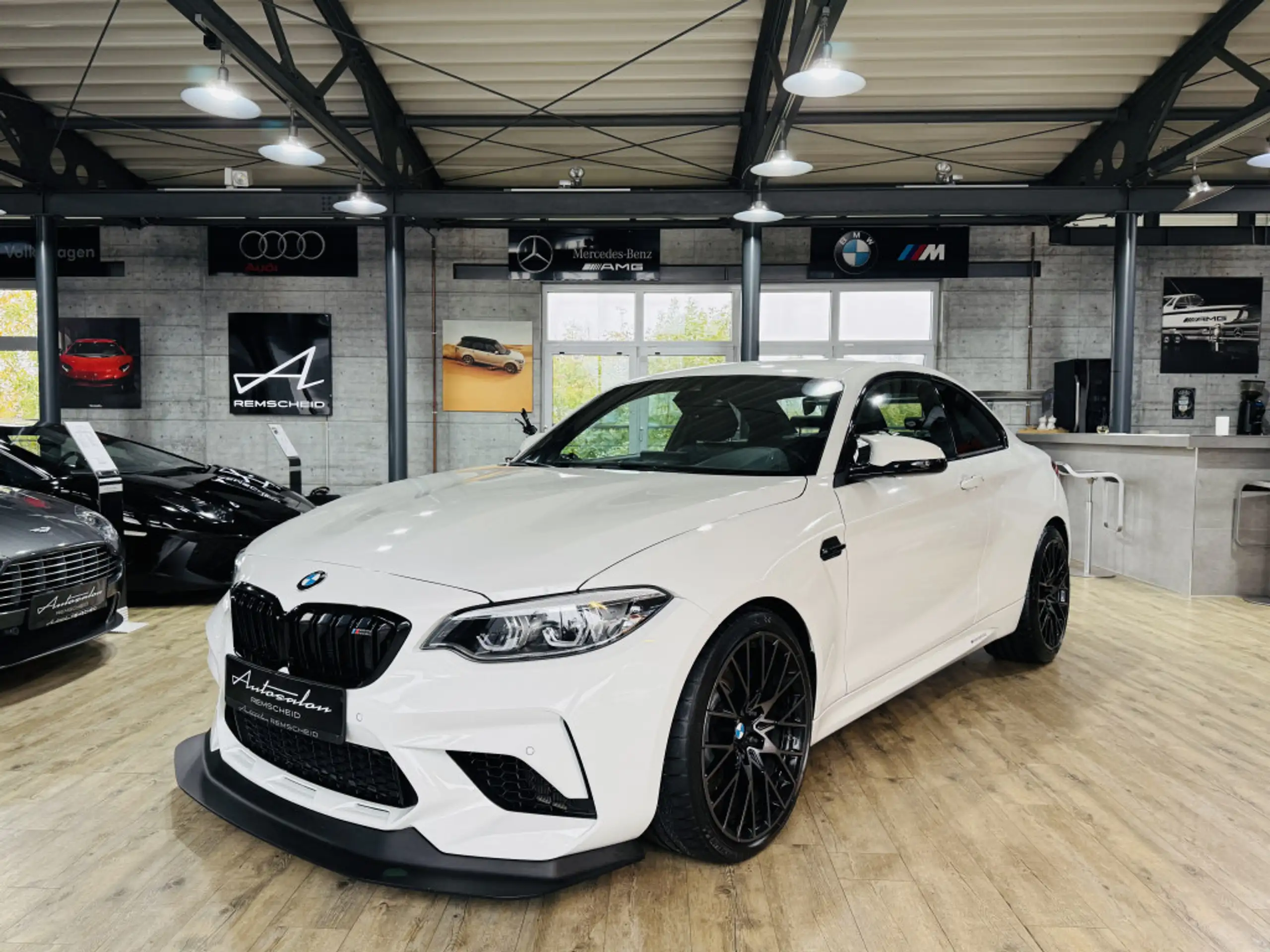 BMW - M2