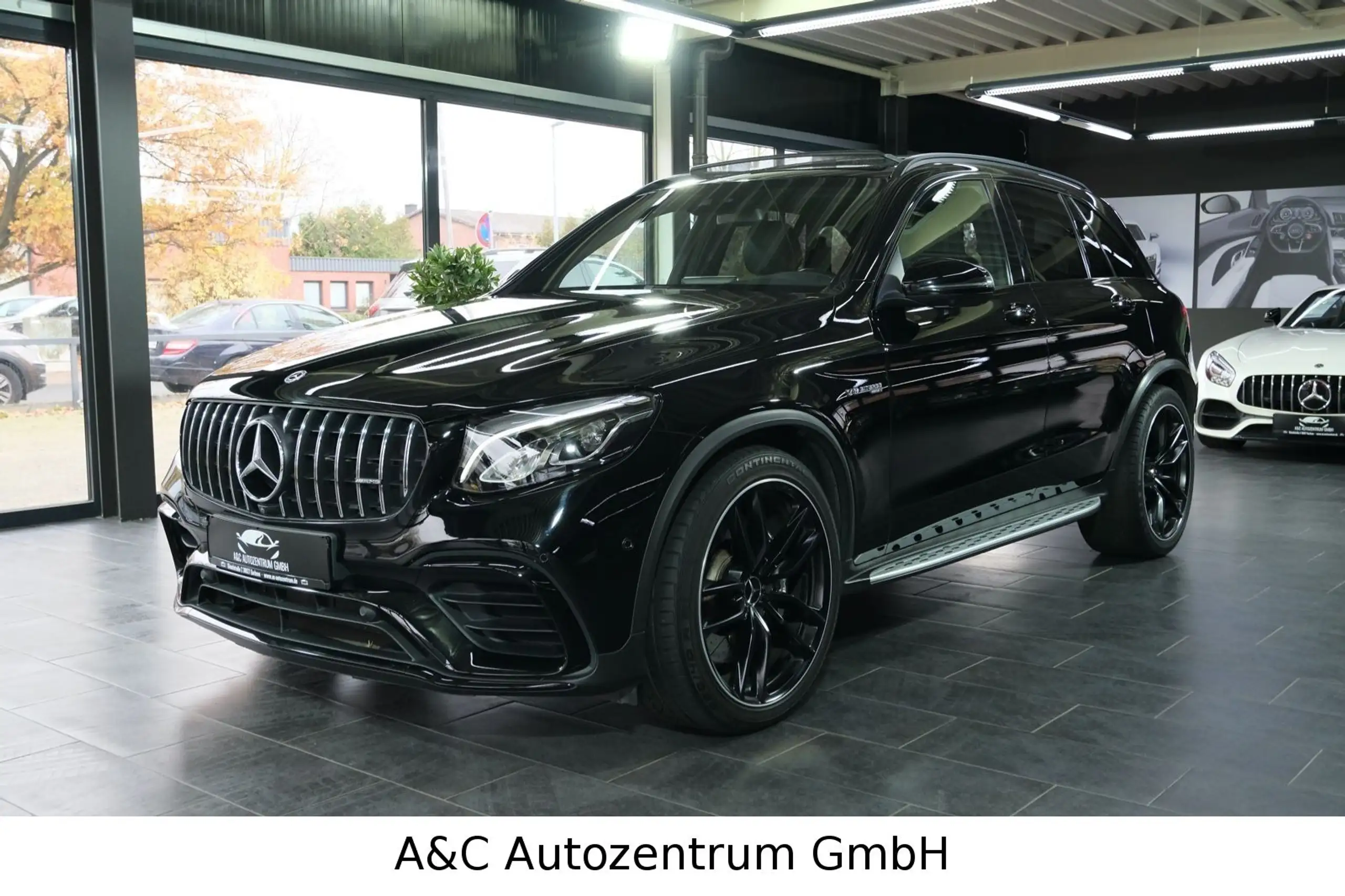 Mercedes-Benz - GLC 63 AMG