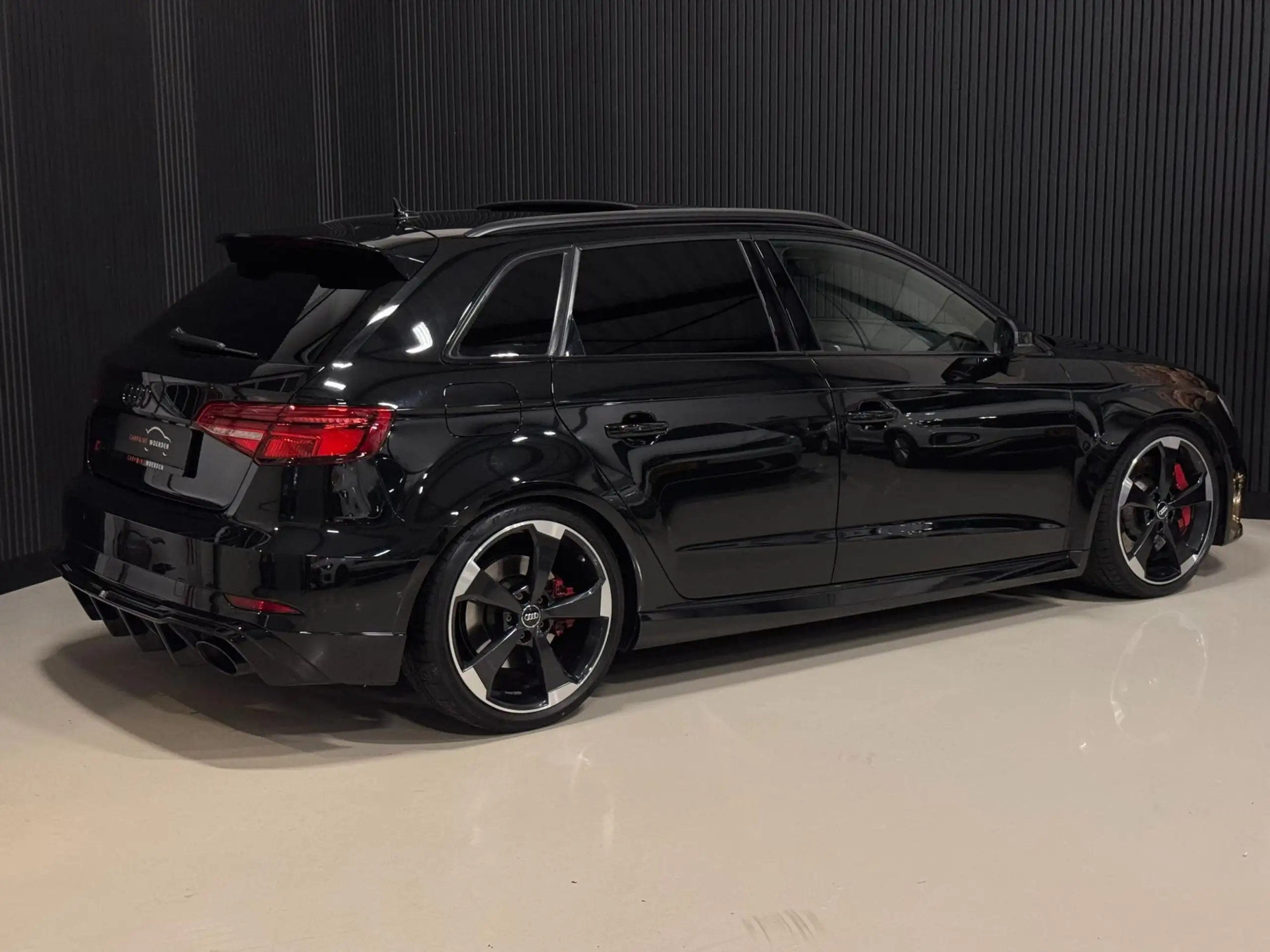 Audi - RS3