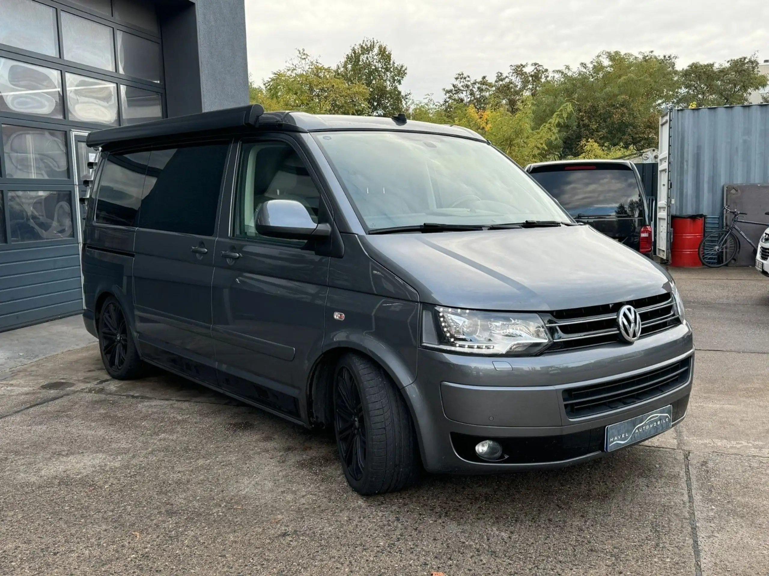 Volkswagen - T5 California