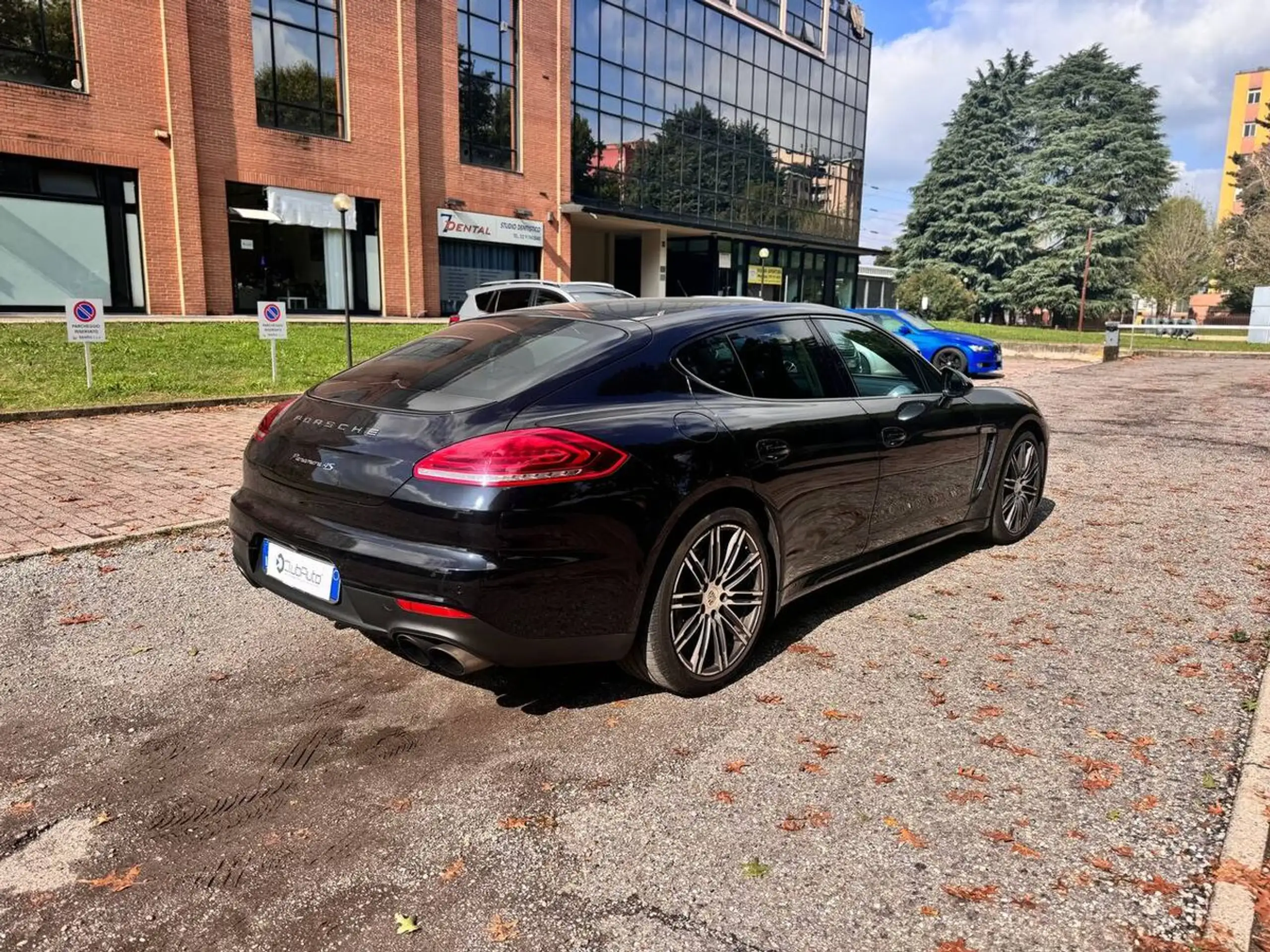 Porsche - Panamera