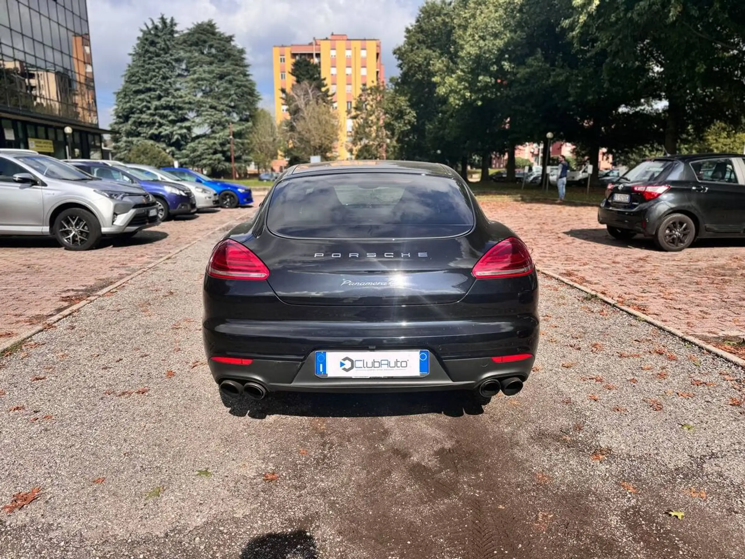 Porsche - Panamera