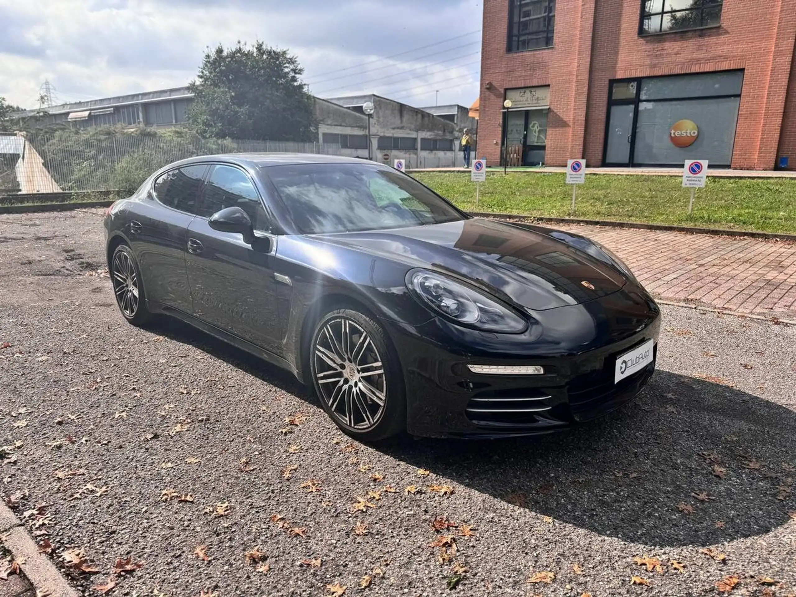 Porsche - Panamera