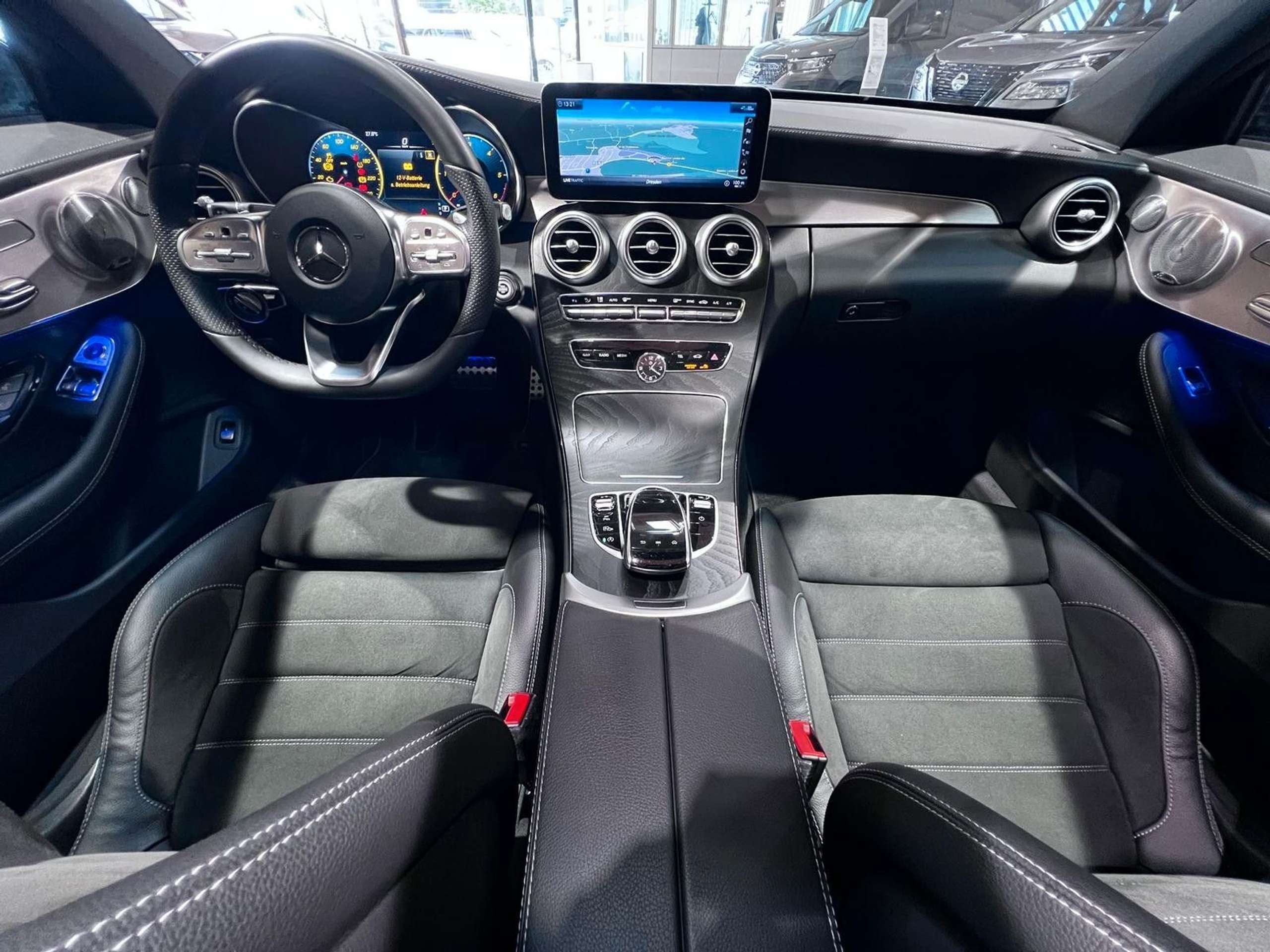 Mercedes-Benz - C 300