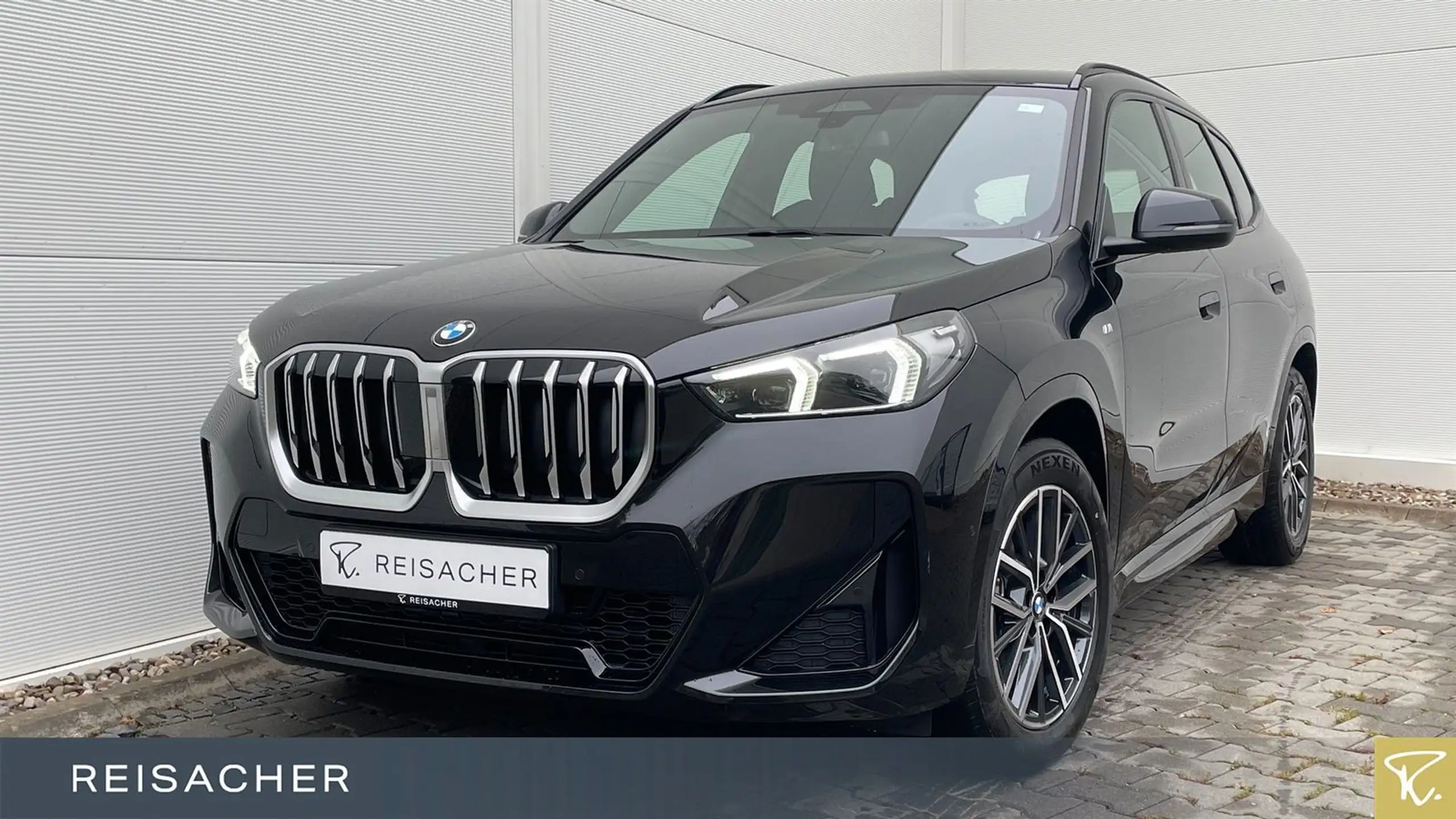 BMW - X1