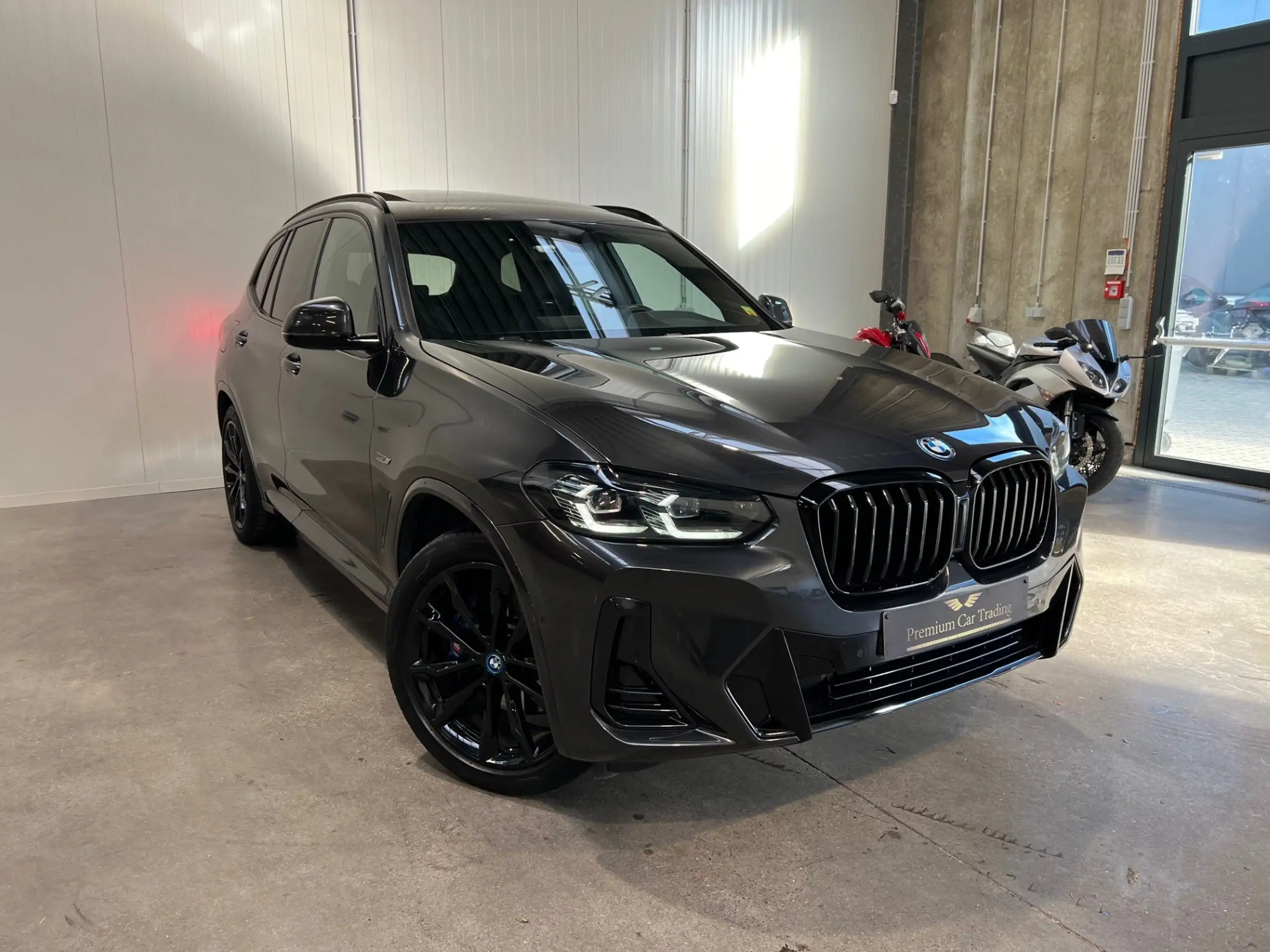 BMW - X3