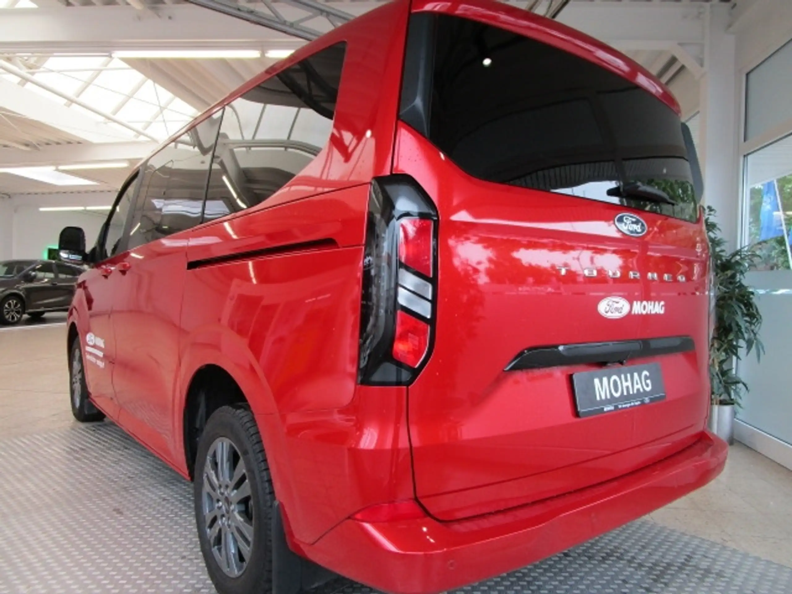 Ford - Tourneo Custom