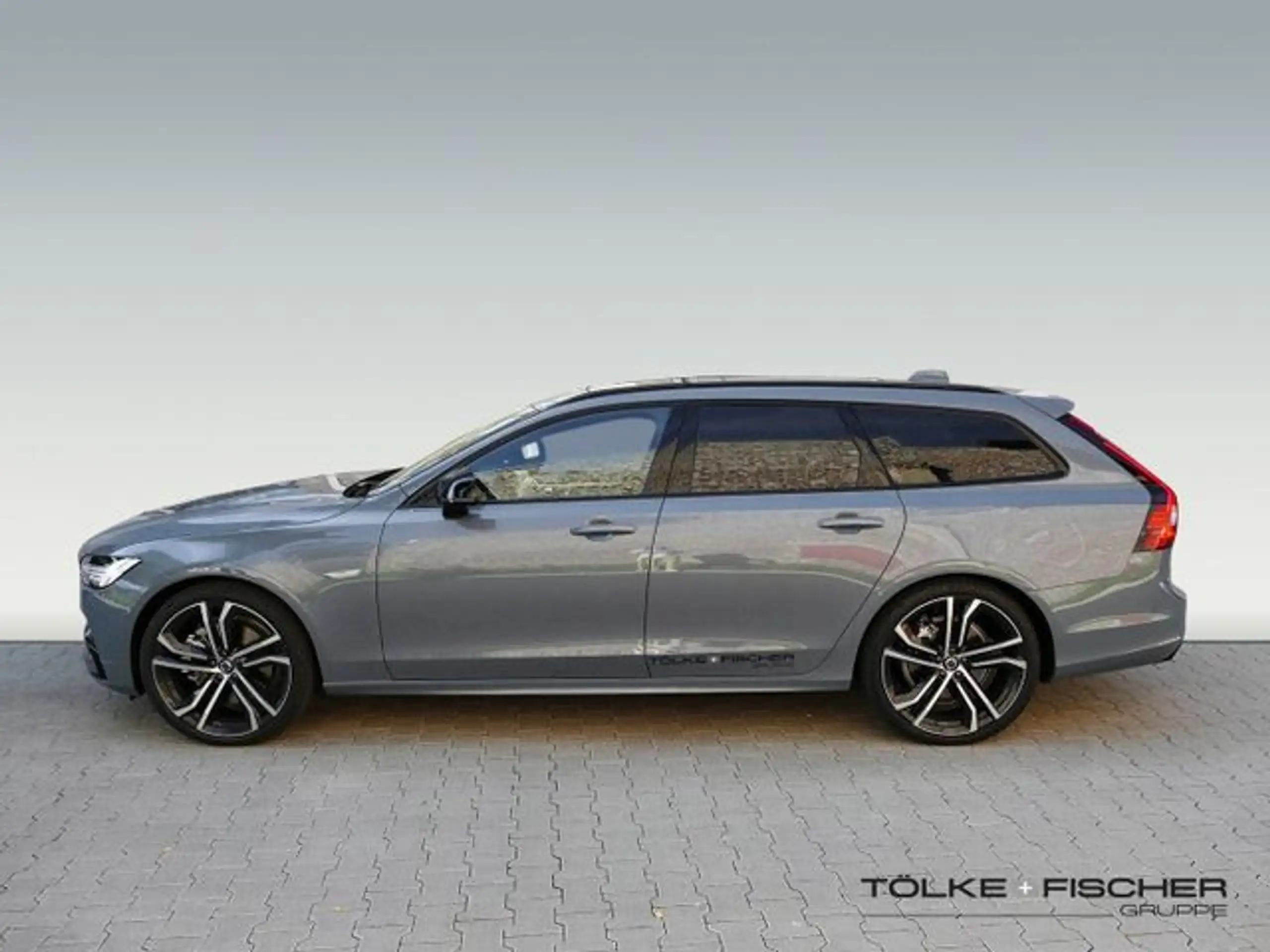 Volvo - V90