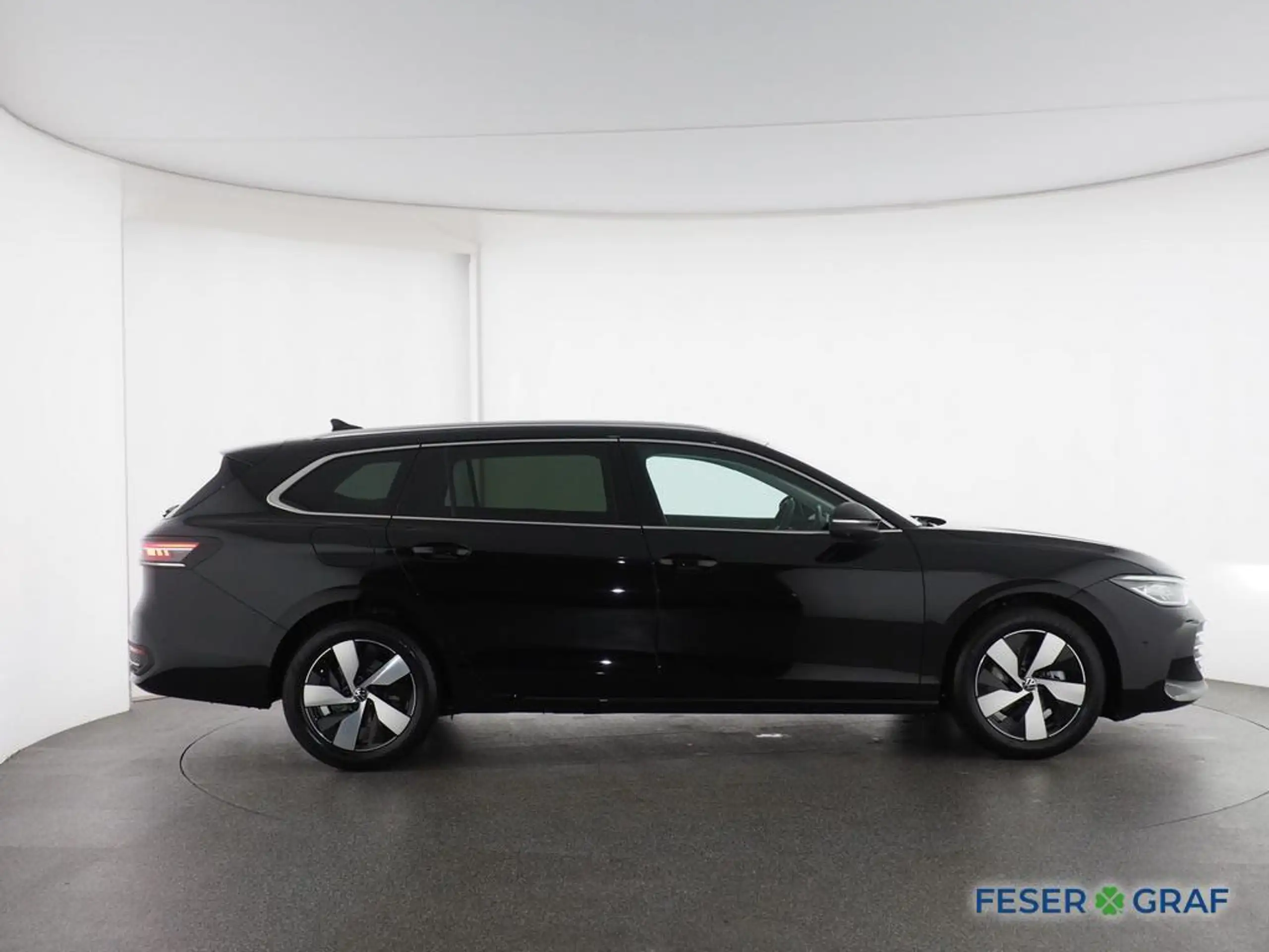 Volkswagen - Passat