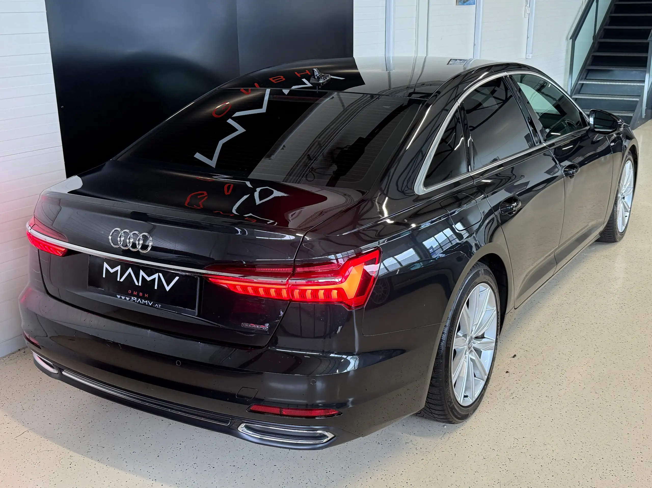 Audi - A6