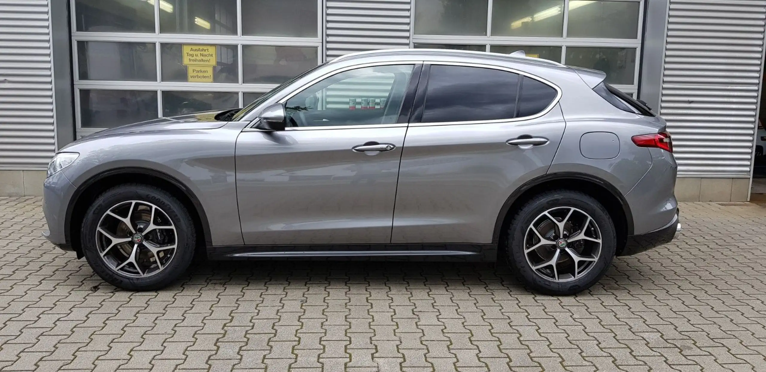 Alfa Romeo - Stelvio