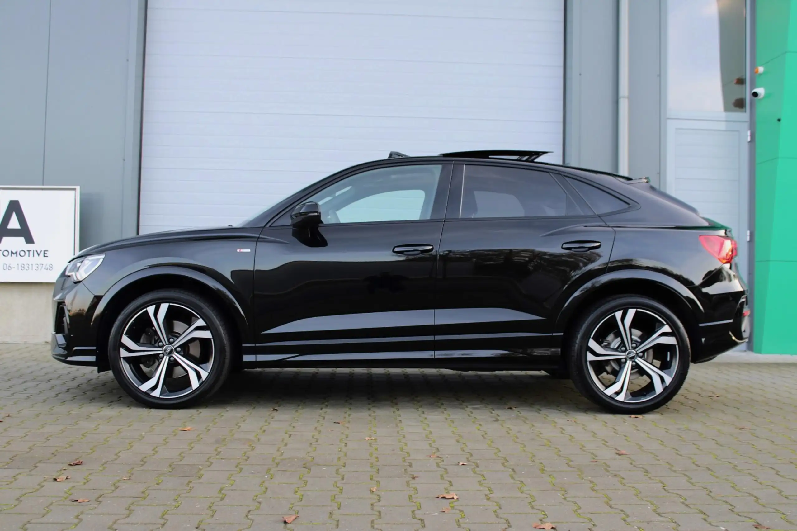 Audi - Q3