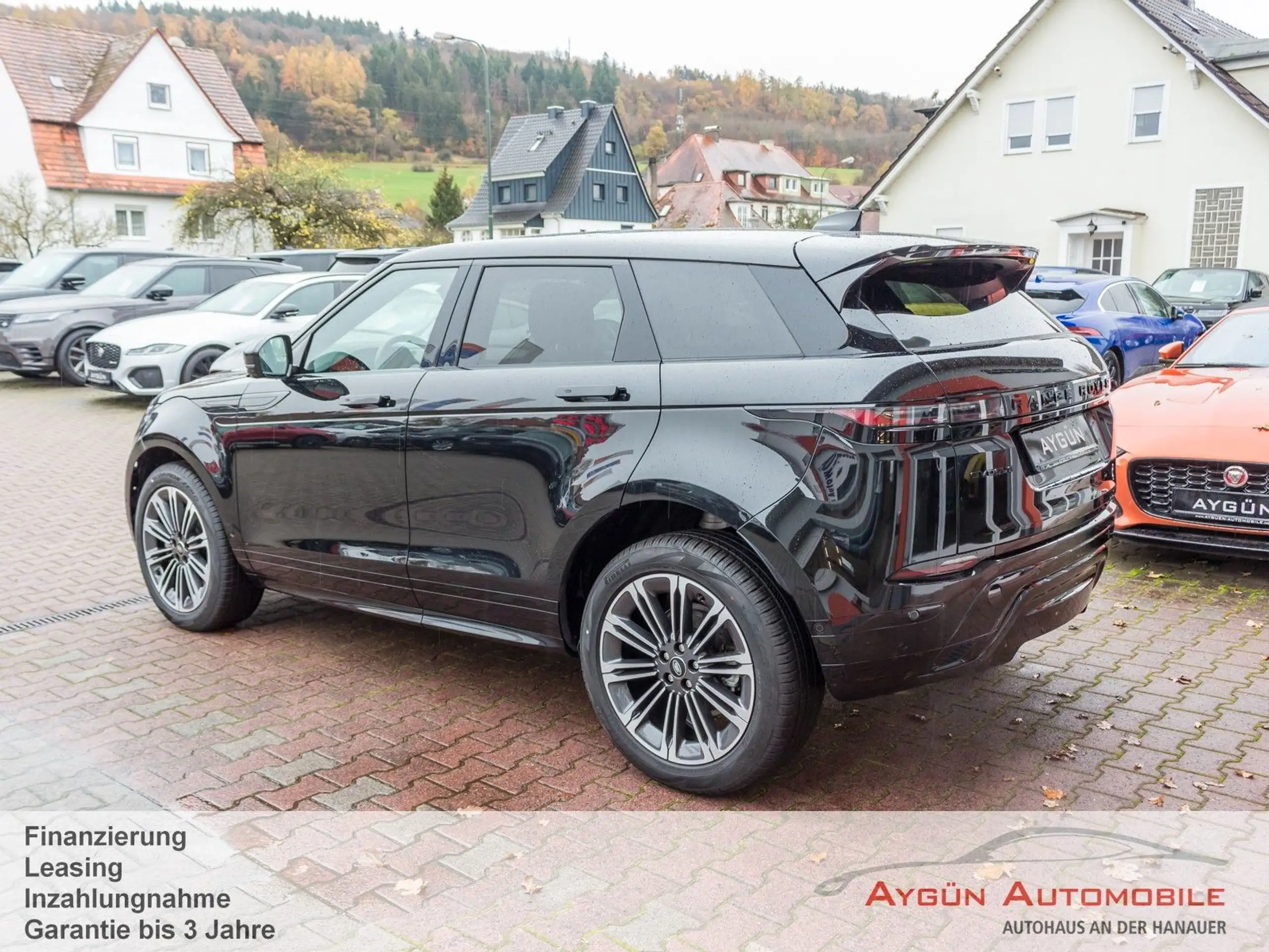 Land Rover - Range Rover Evoque