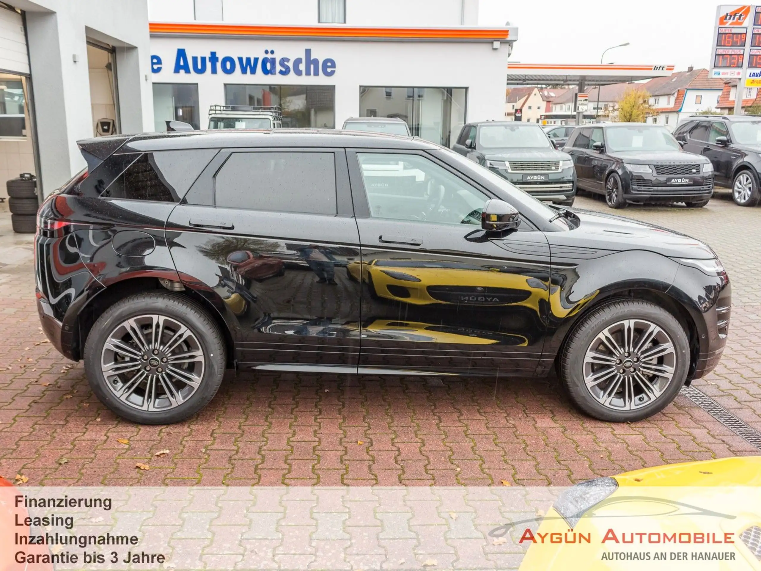 Land Rover - Range Rover Evoque