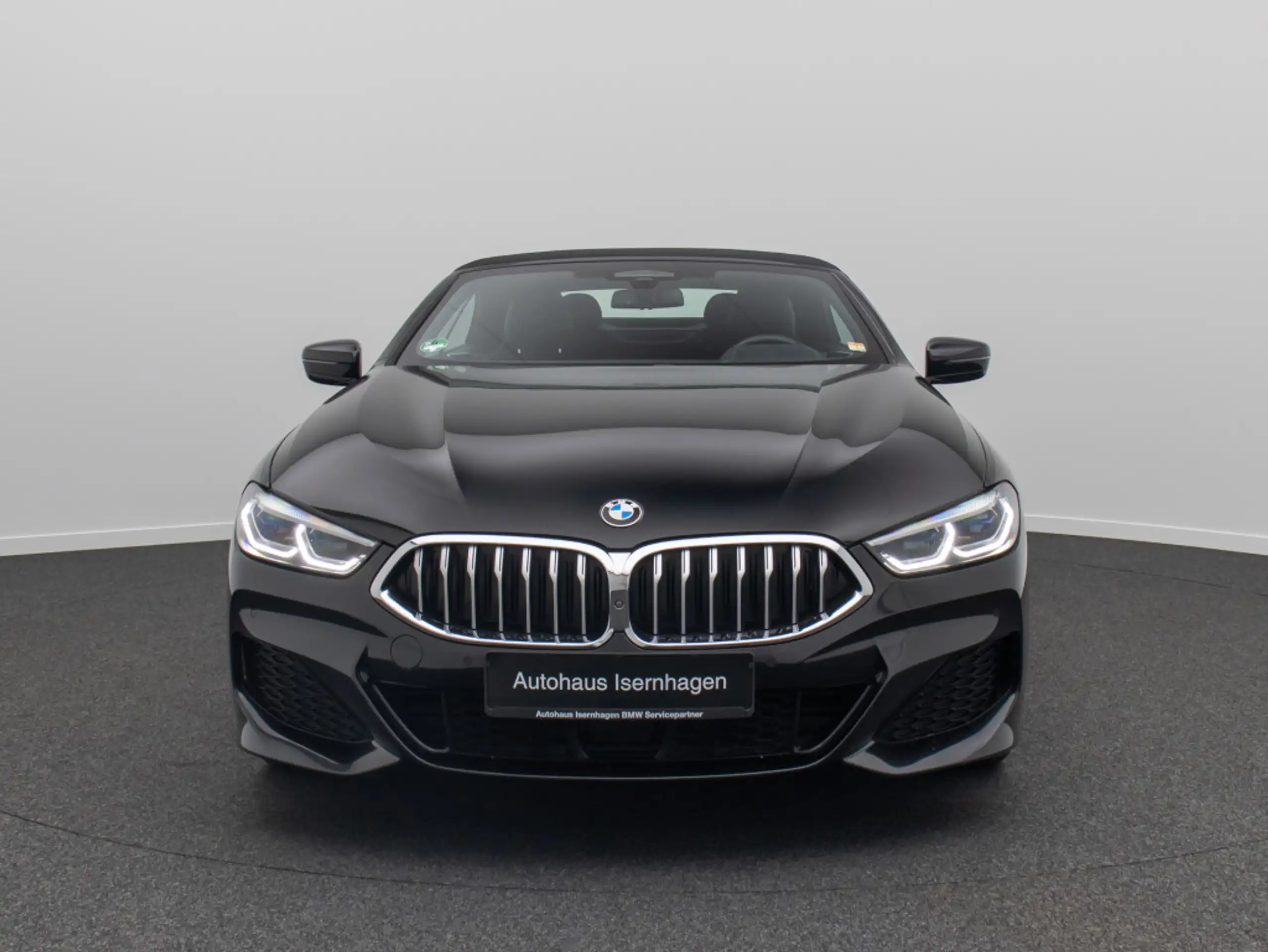 BMW - 840