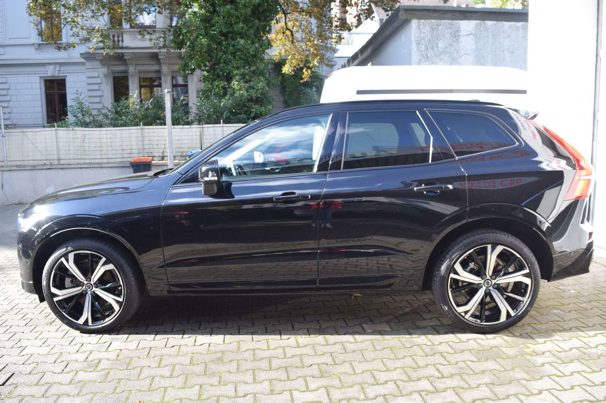 Volvo - XC60