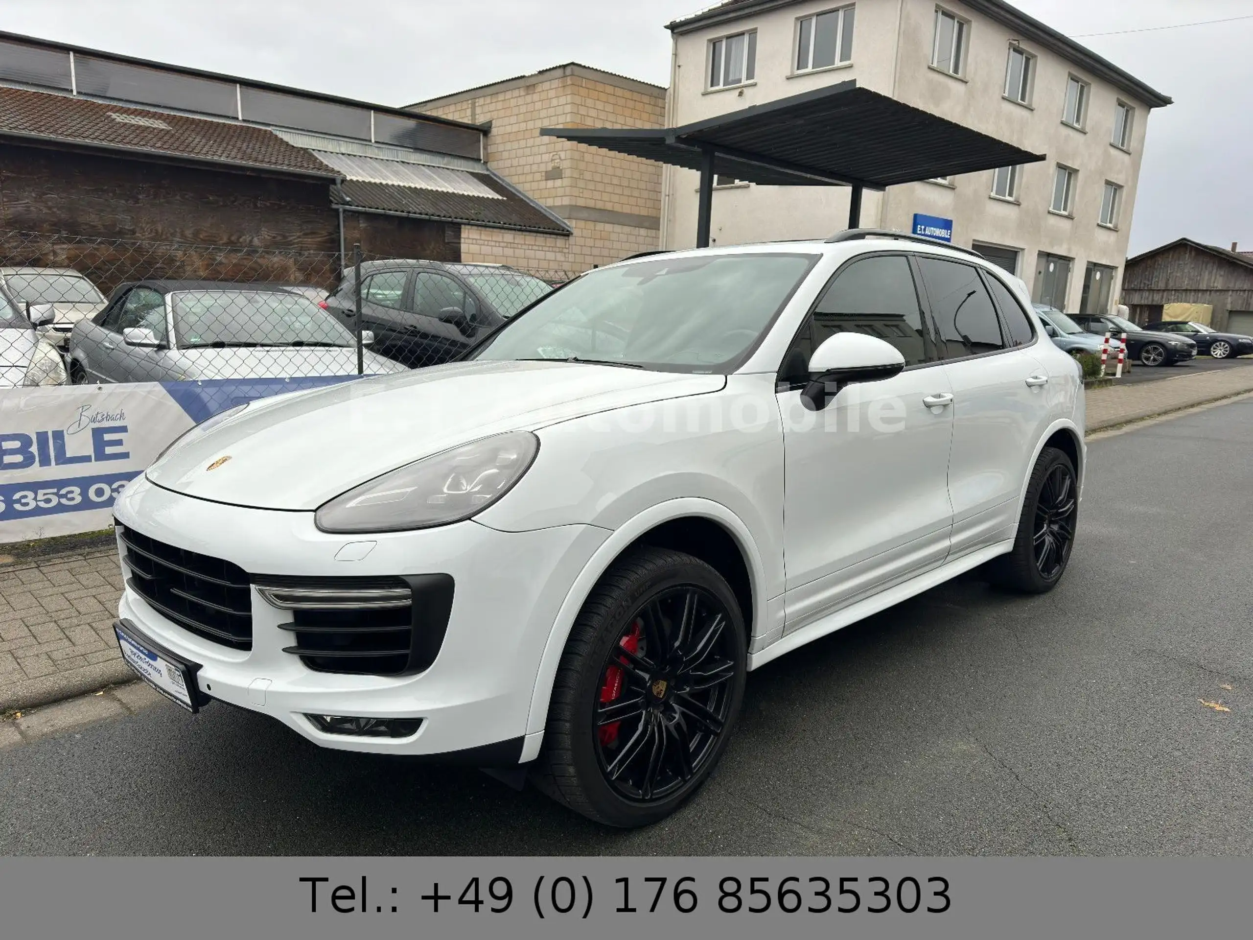 Porsche - Cayenne