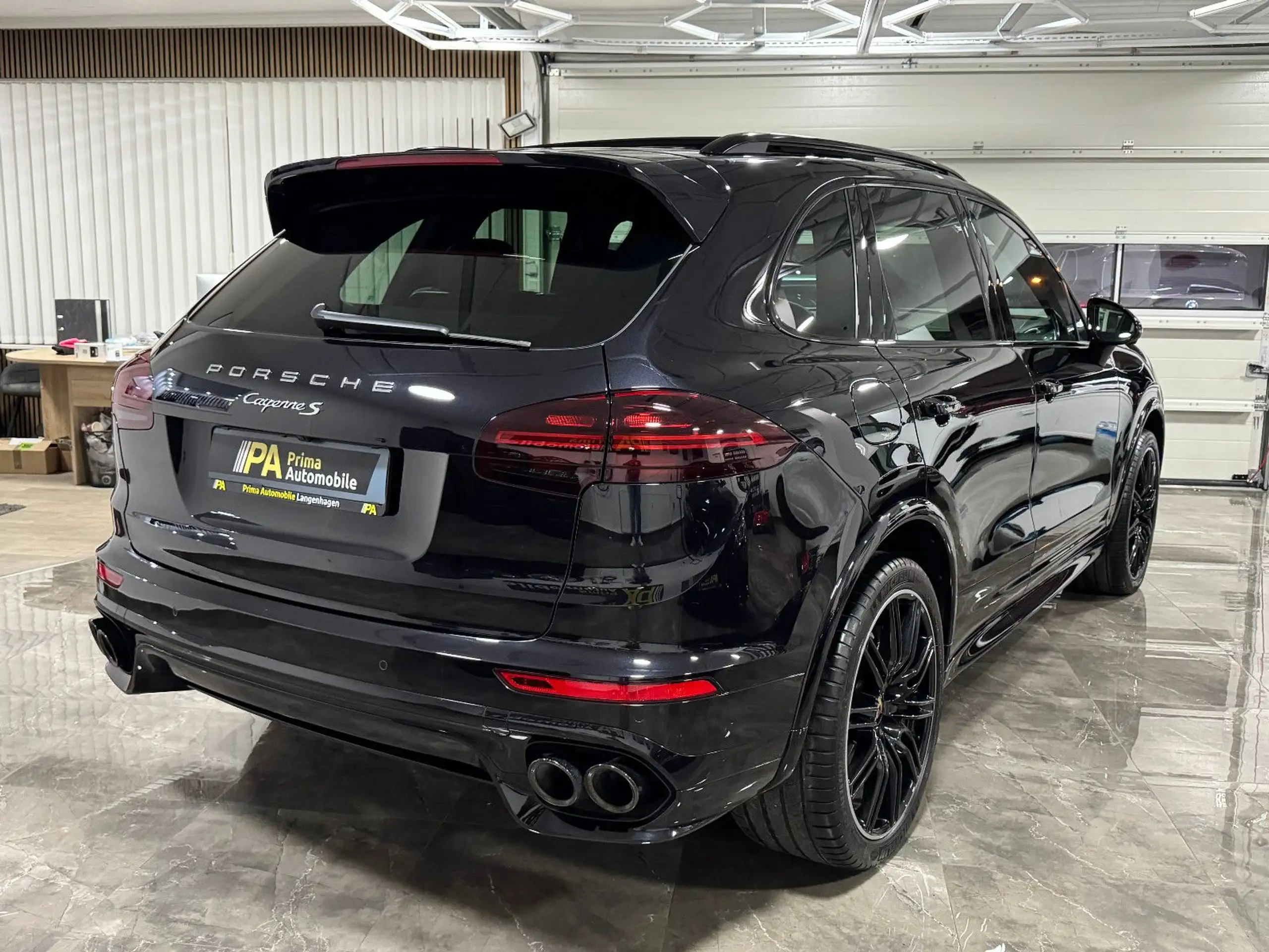 Porsche - Cayenne