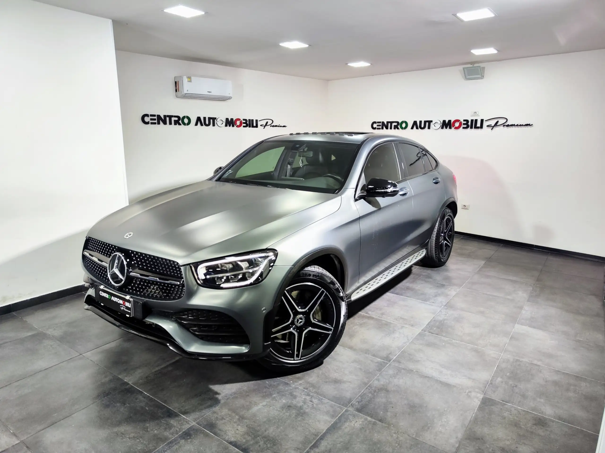 Mercedes-Benz GLC 300 2021