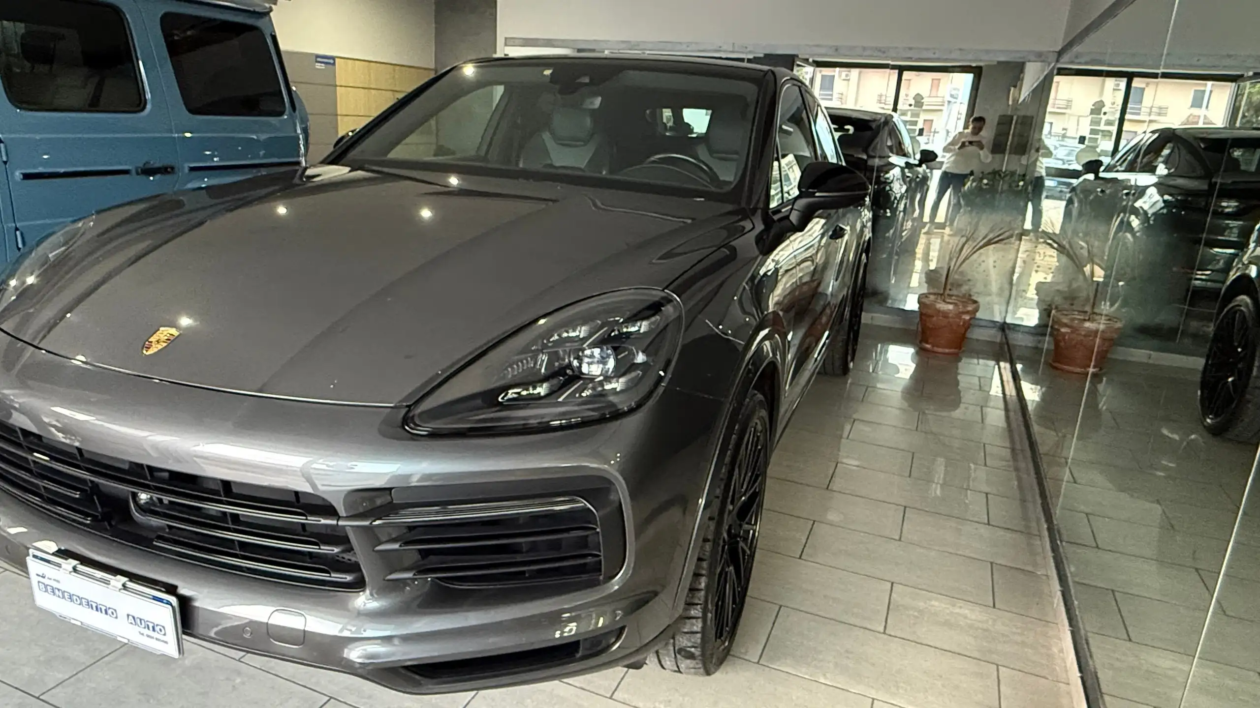 Porsche - Cayenne