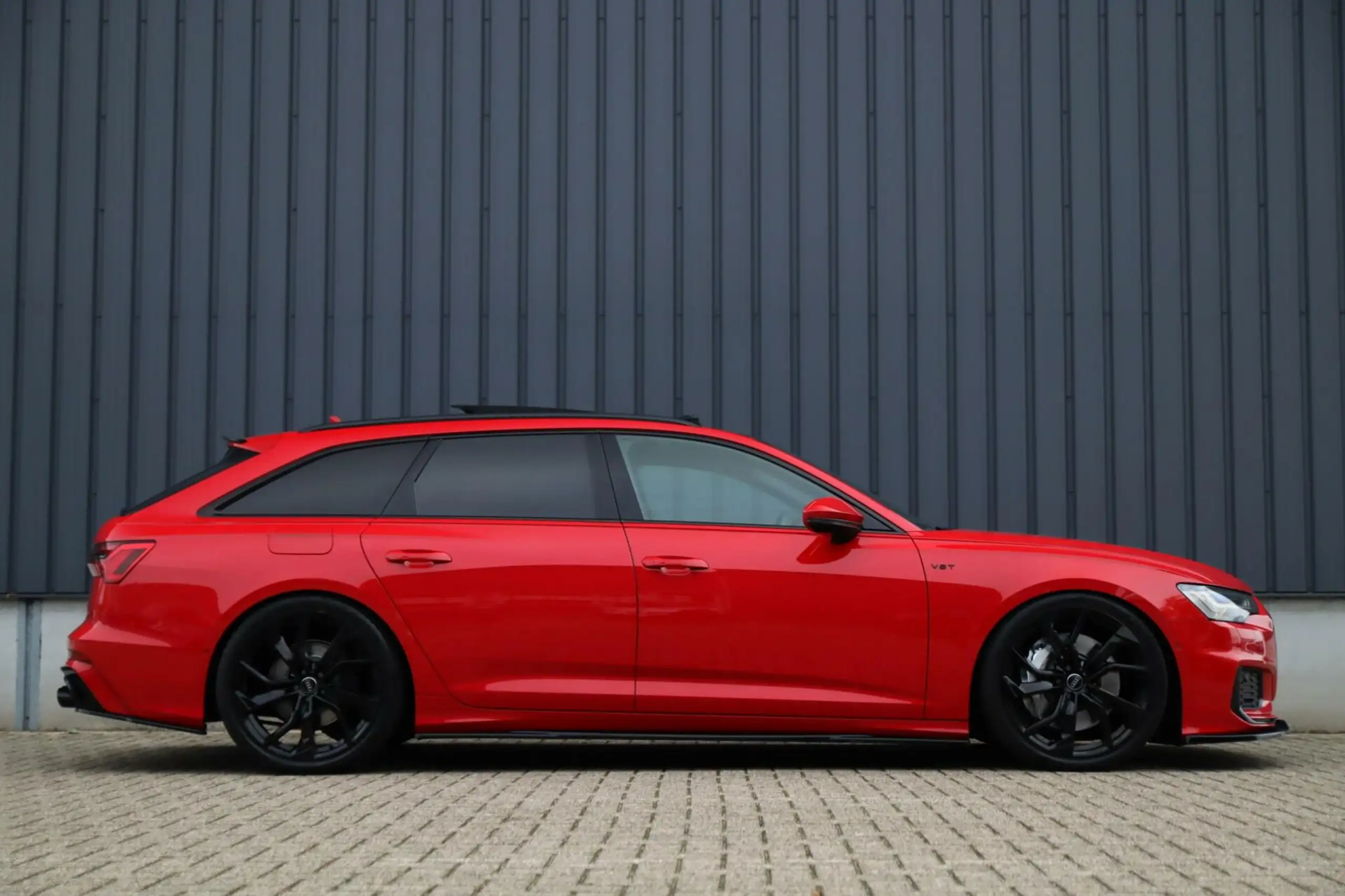 Audi - A6