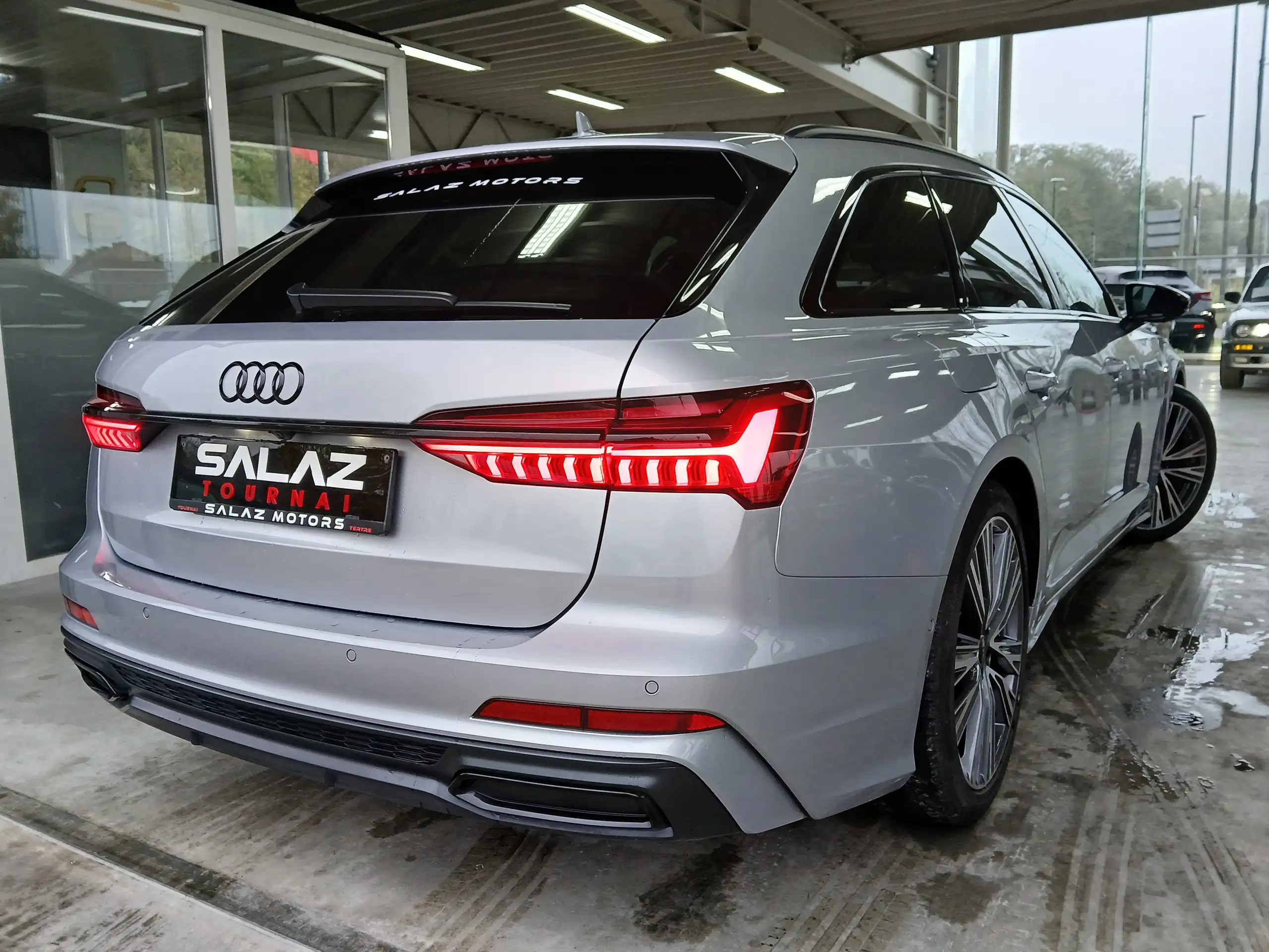 Audi - A6