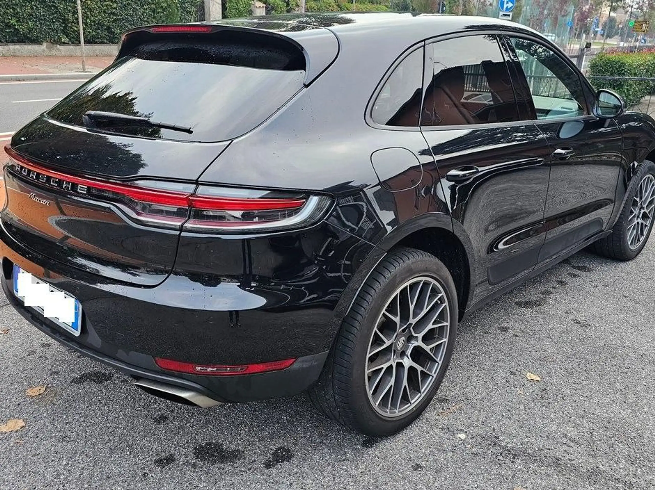 Porsche - Macan