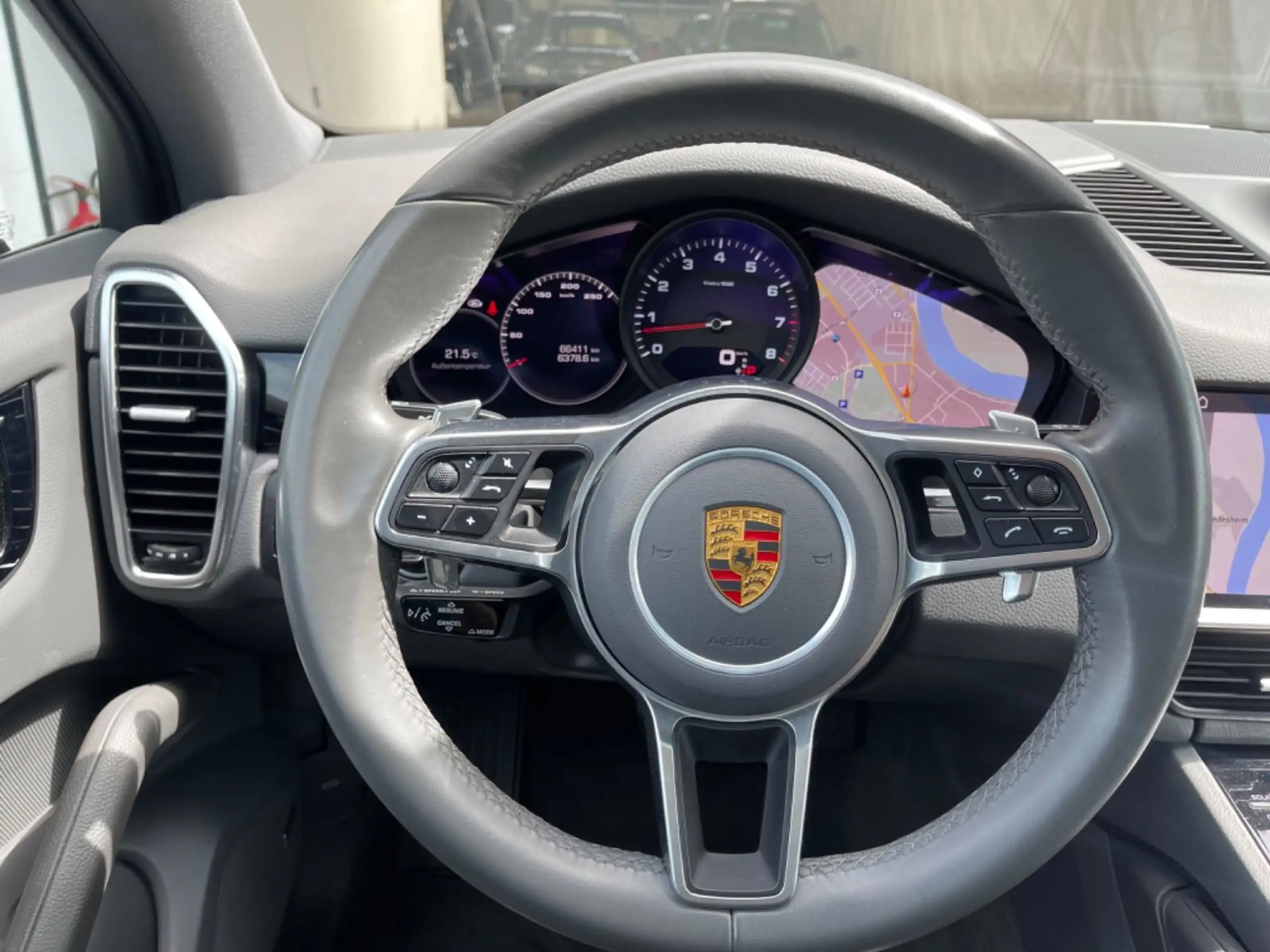 Porsche - Cayenne